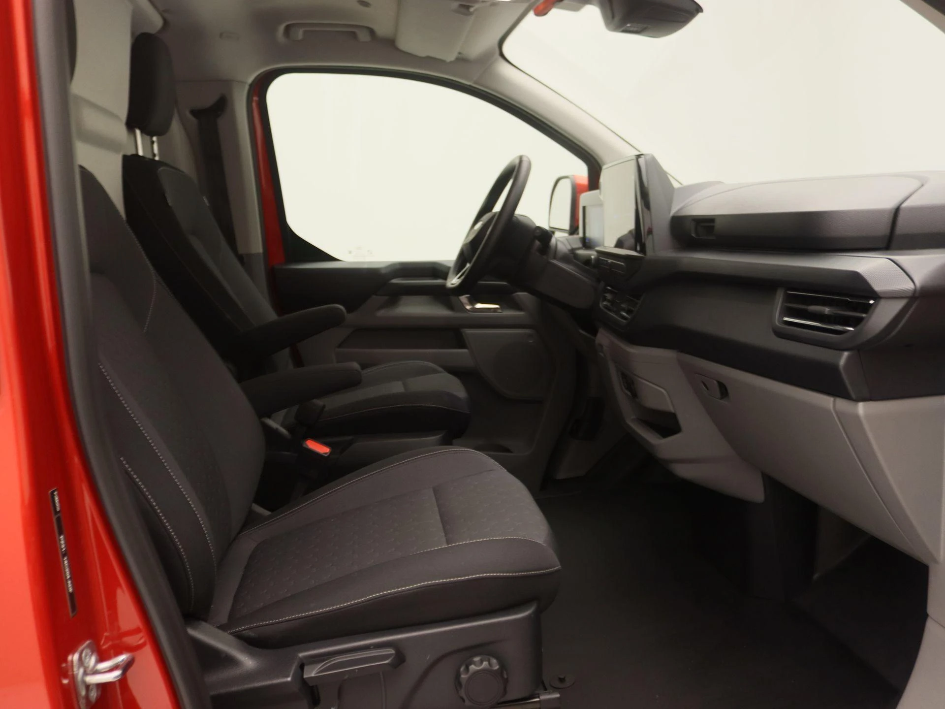 Ford-Transit Custom-image-20