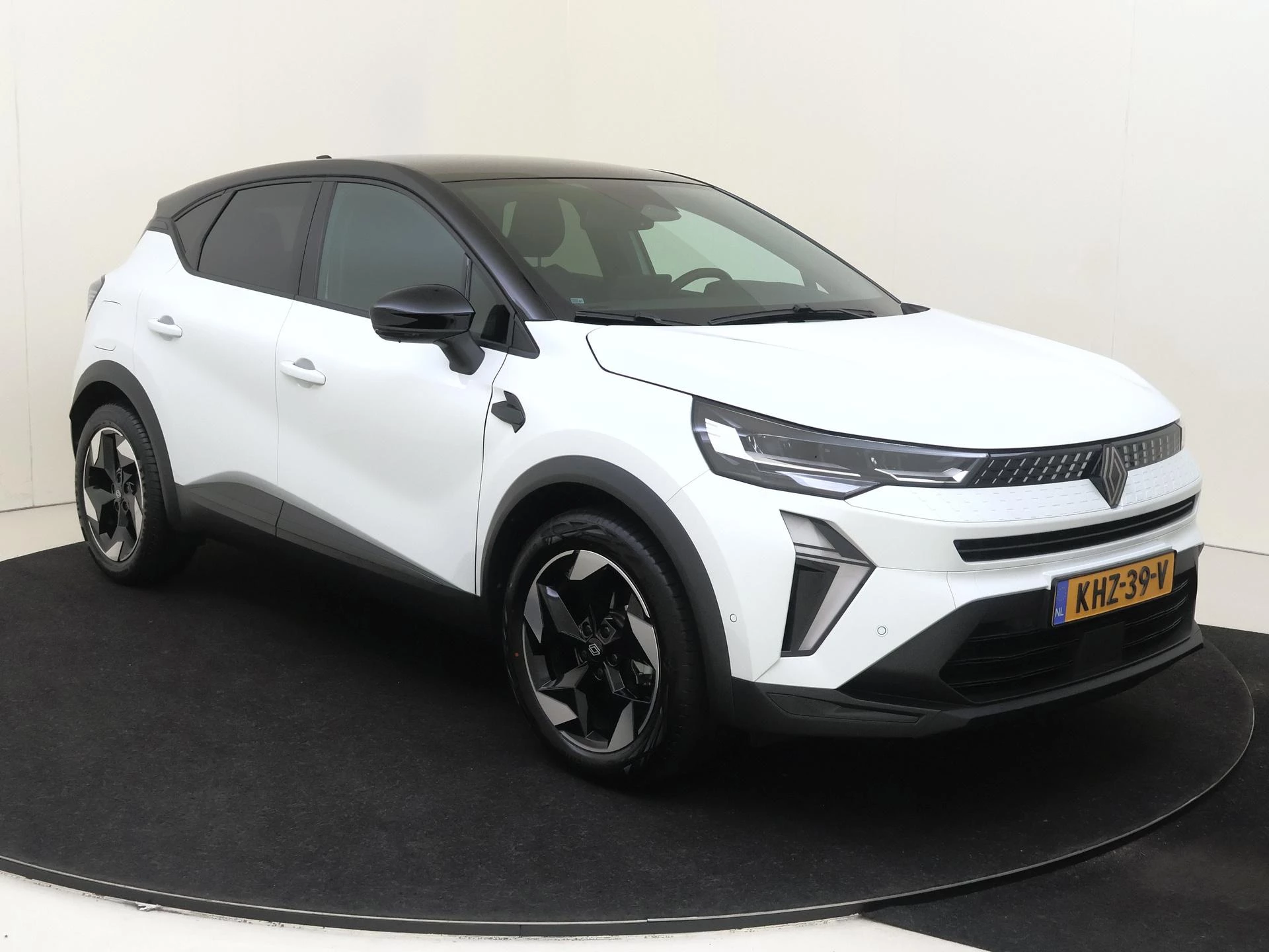 Renault Captur 1.8 E-Tech full hybrid 160 techno