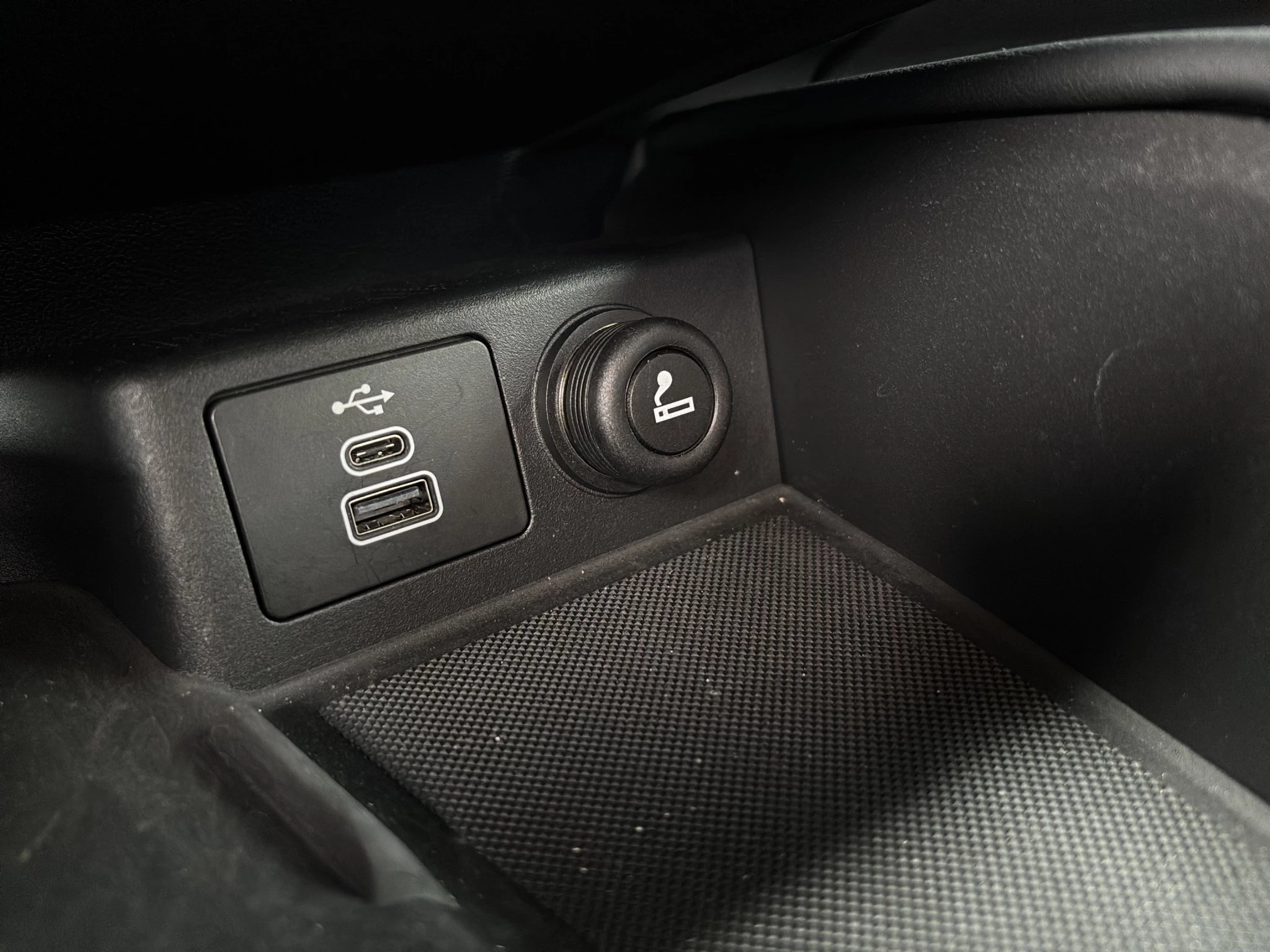 Ford Kuga ST-Line Plug-in*LED-MATRIX*KAM*NAVI*WINTER-PKT.
