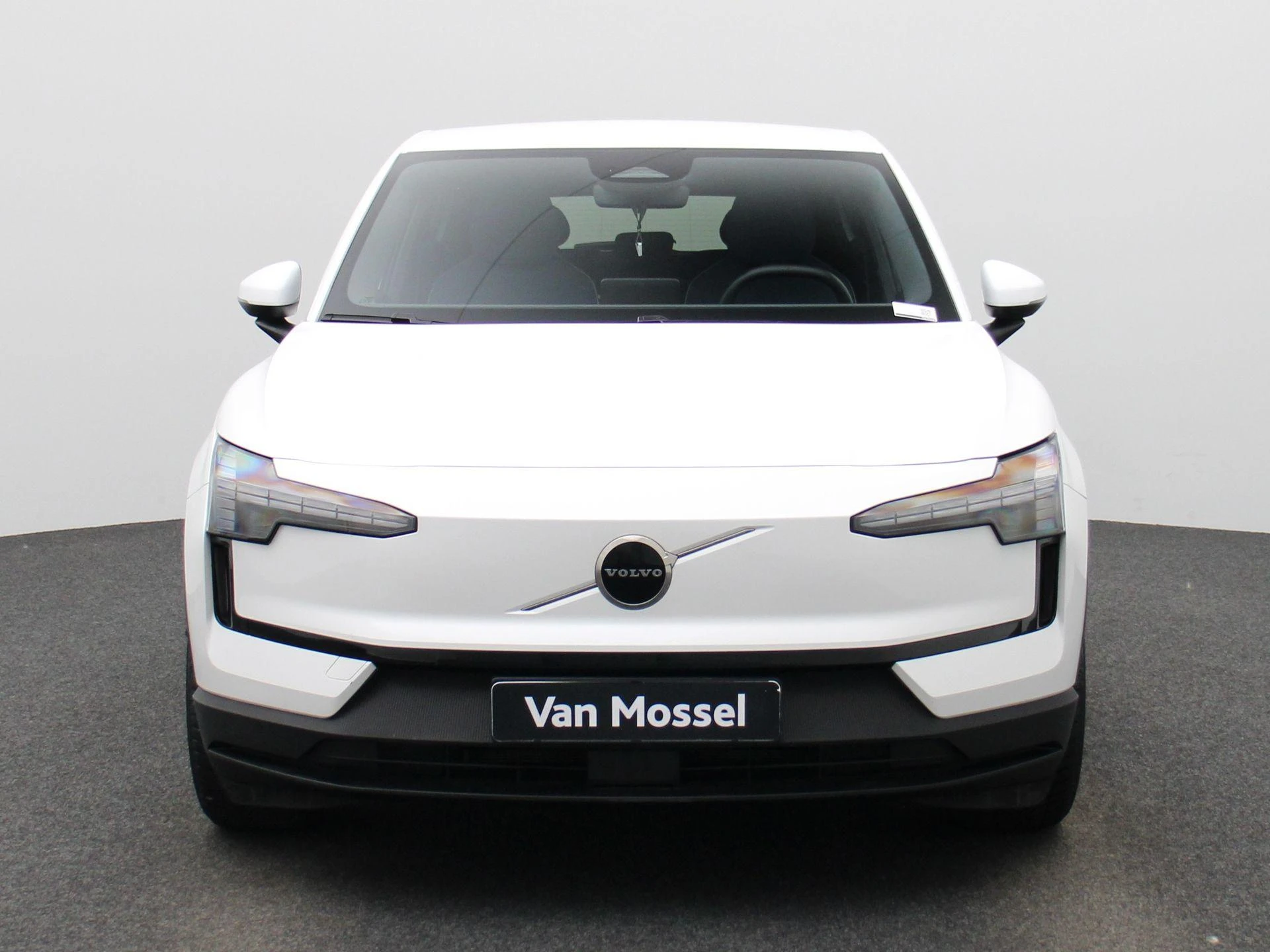 Volvo-EX30-image-2