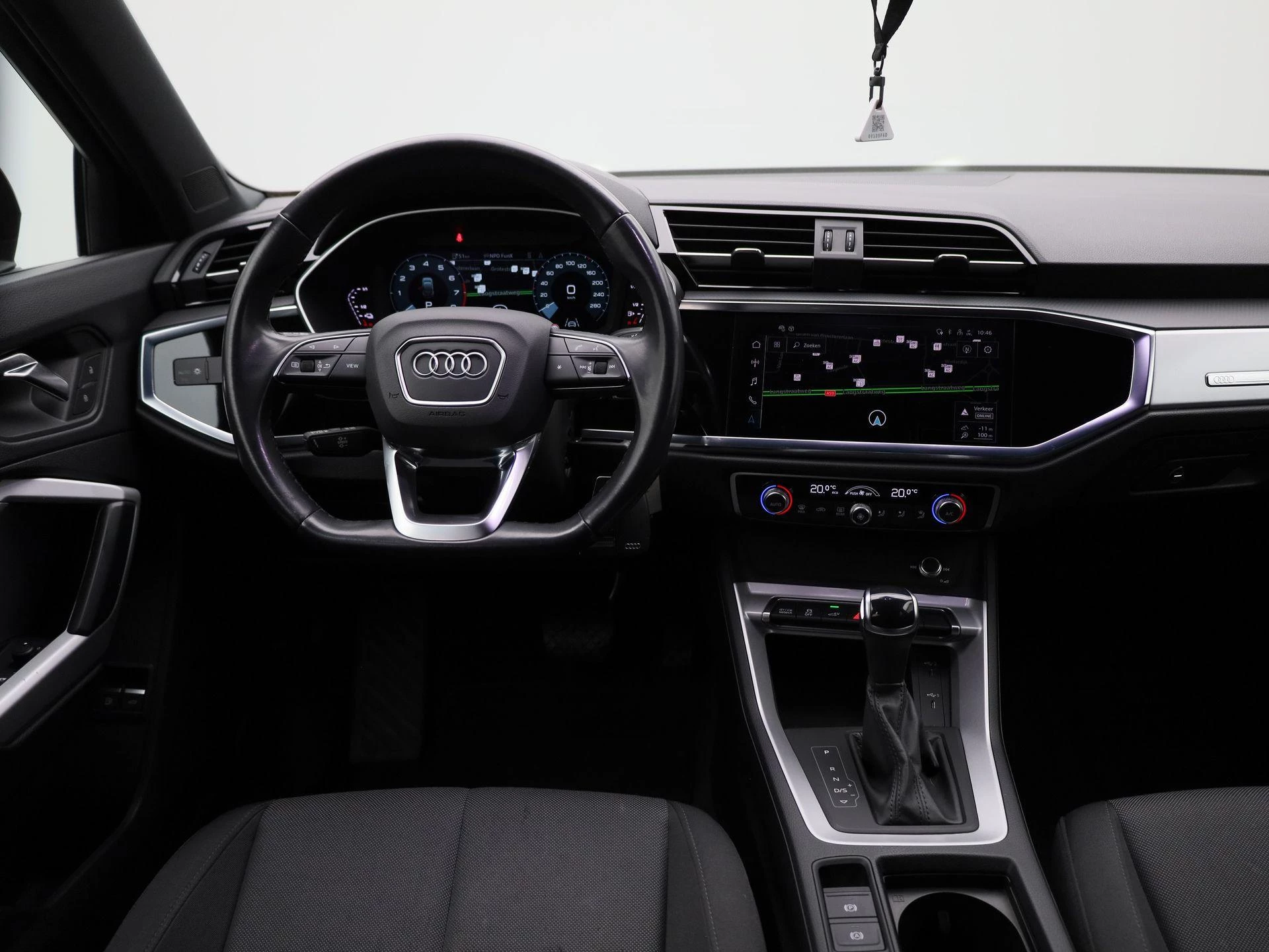Audi-Q3-image-6