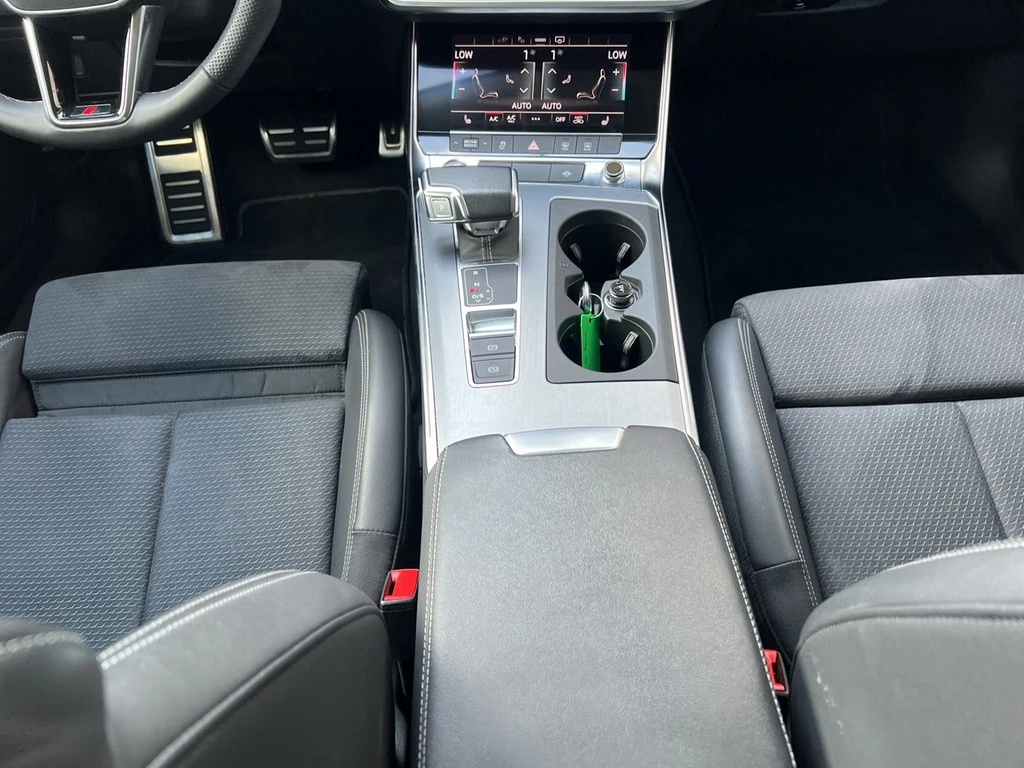 Audi A6 Avant sport 55 TFSI e quattro S tronic *AHK*SOH 91%*