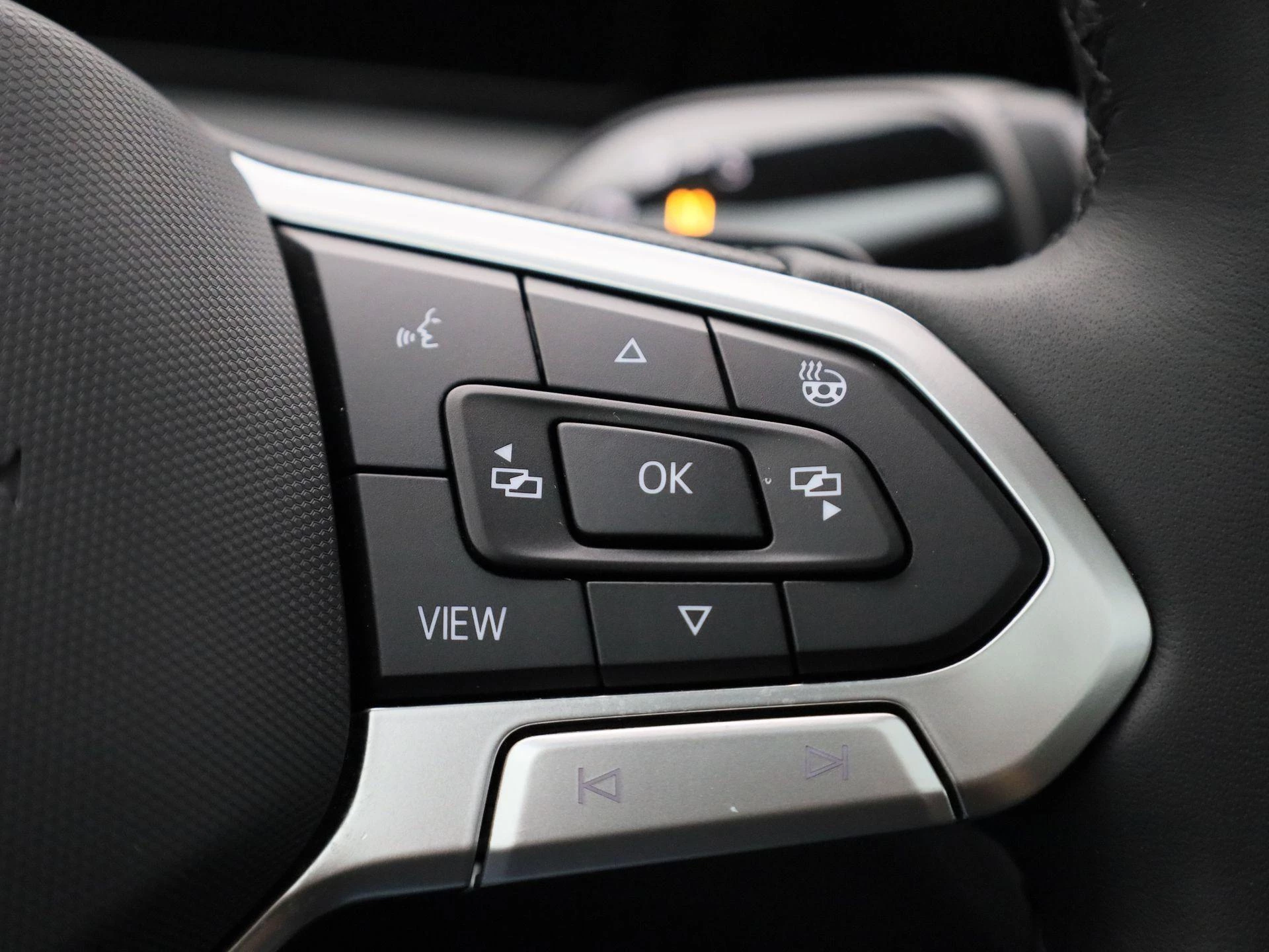 Volkswagen-Tiguan-image-29