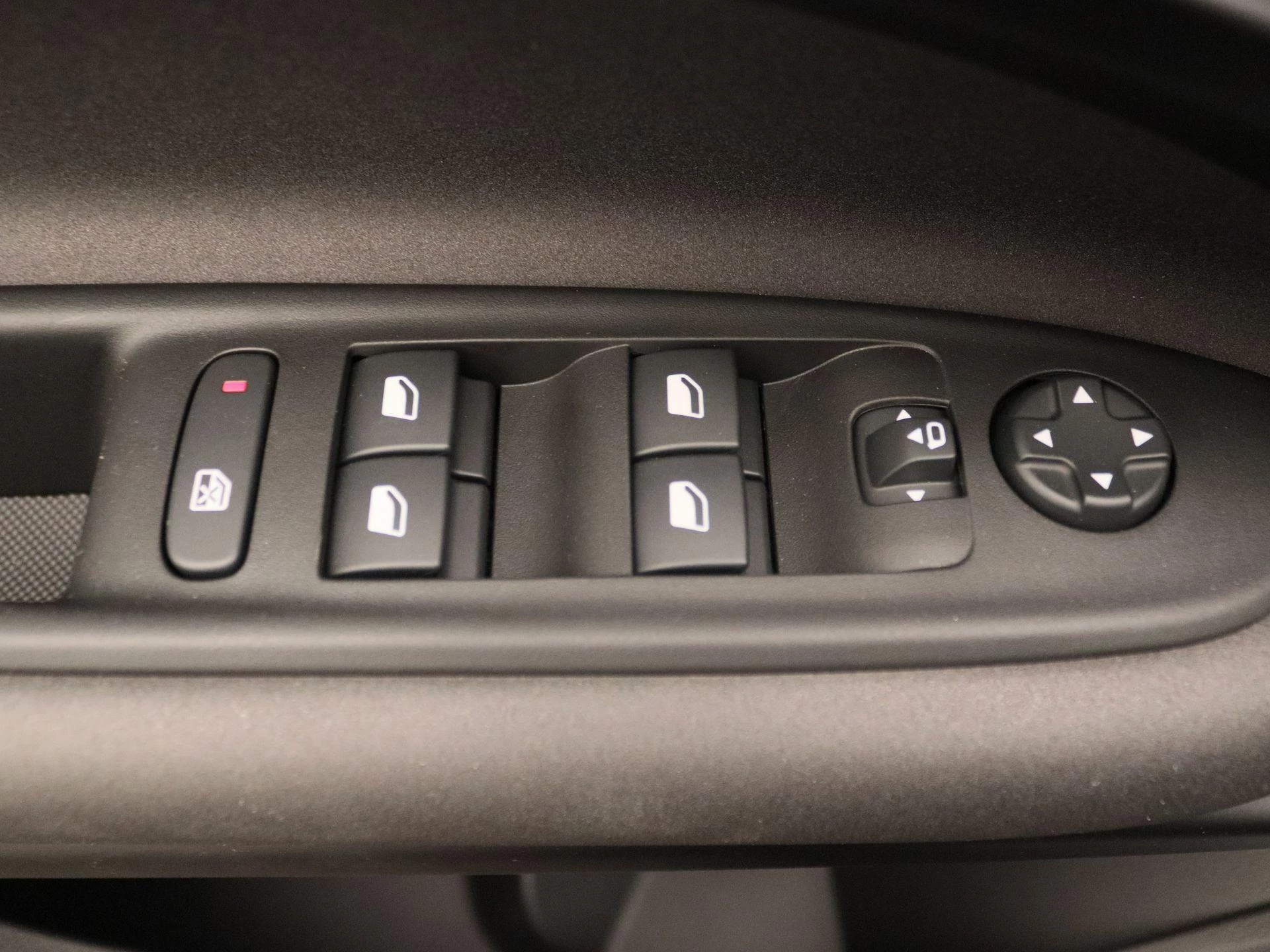 Alfa Romeo-Junior-image-25