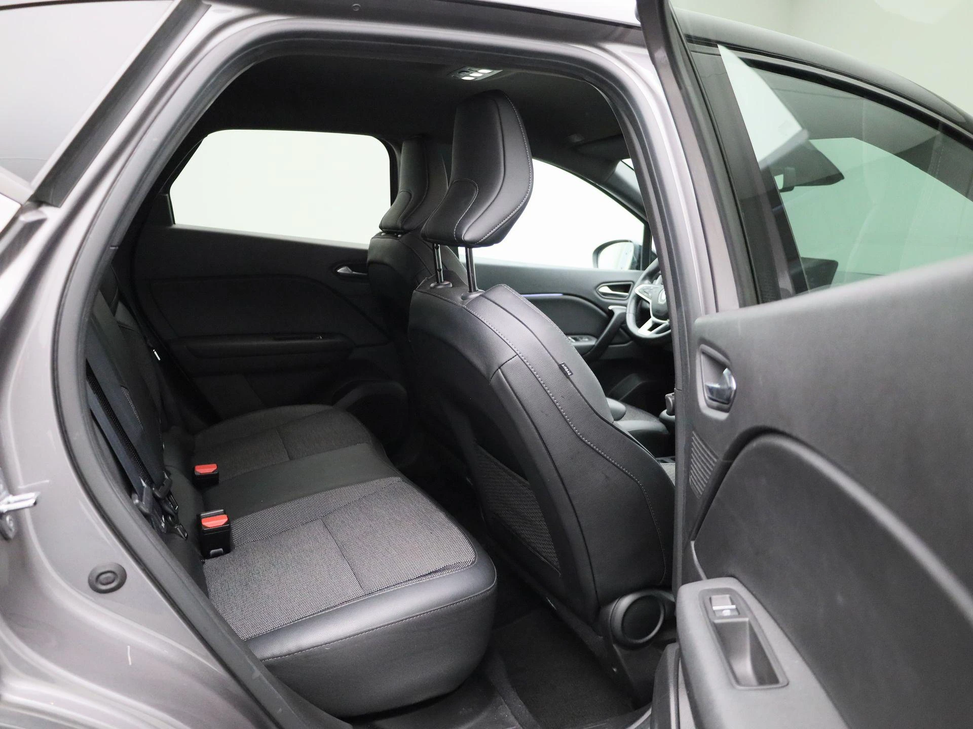 Renault-Captur-image-32