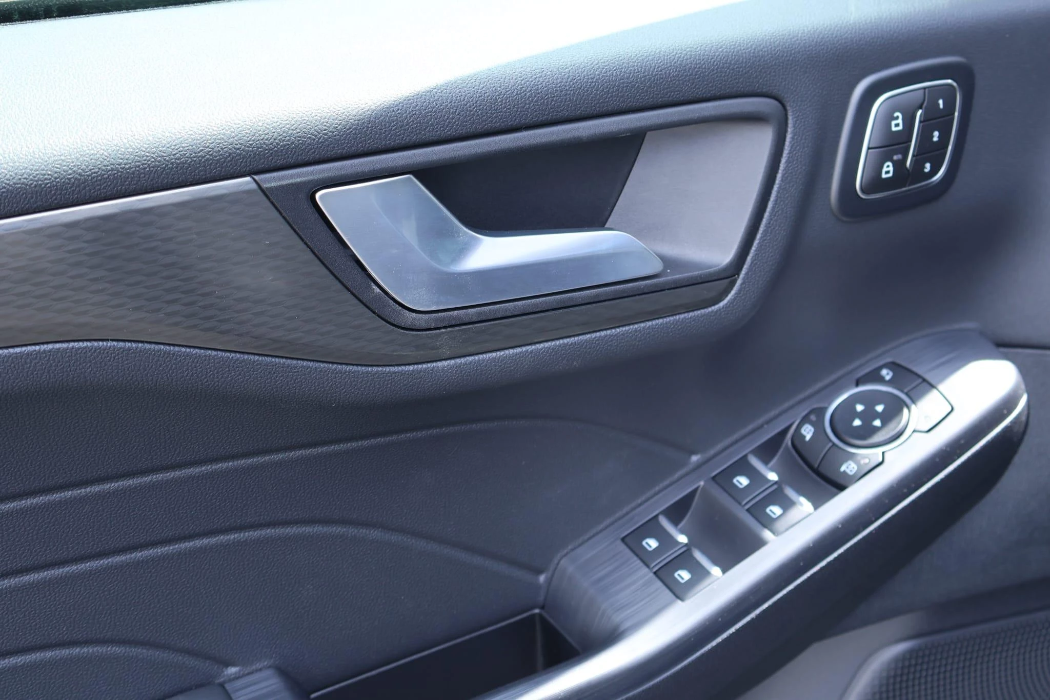 Ford Kuga 2.5 PHEV Sound Edition