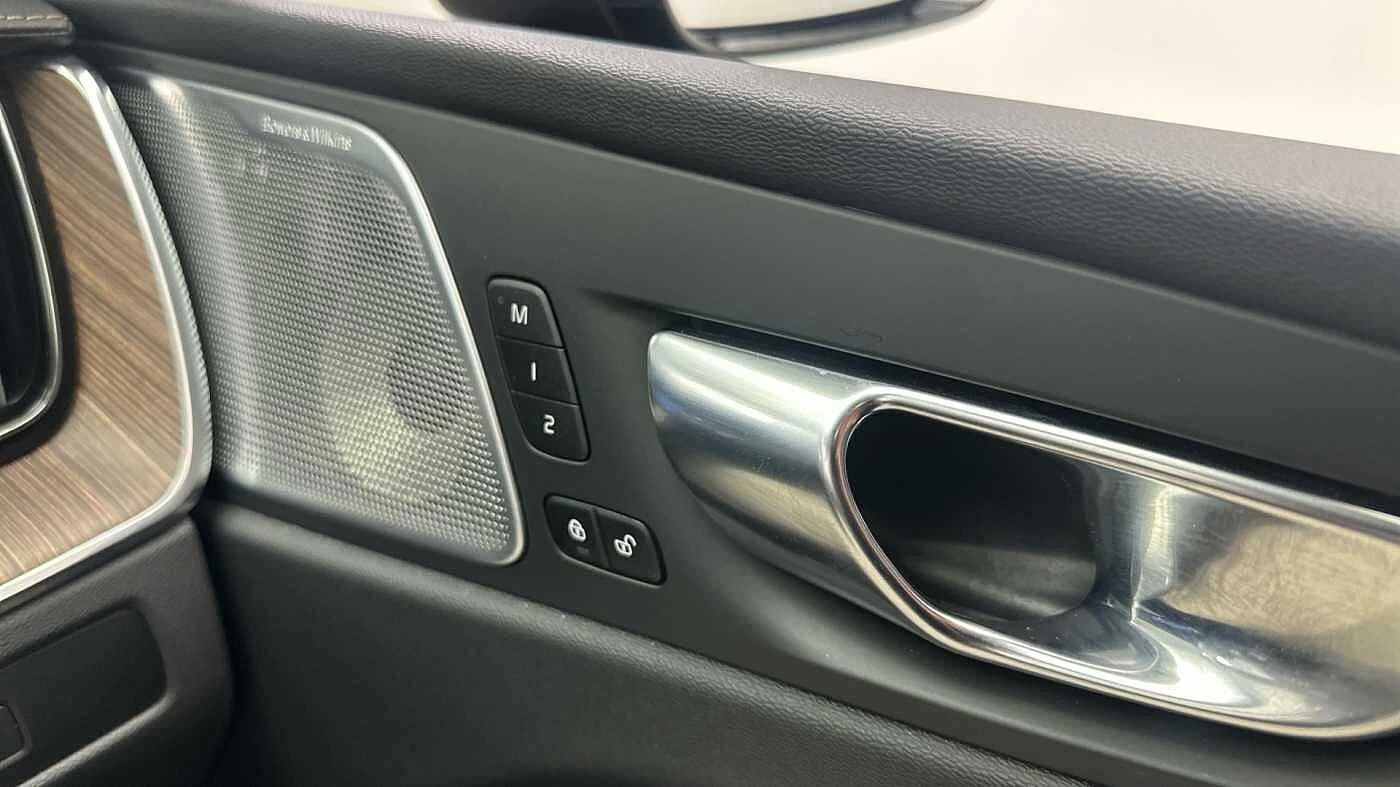 Volvo-XC60-image-45