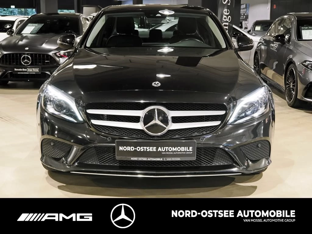 Mercedes-Benz C-Klasse 200 AVANTGARDE SD MULTIBEAM 9G COMAND SITZHZG AVANTGARDE