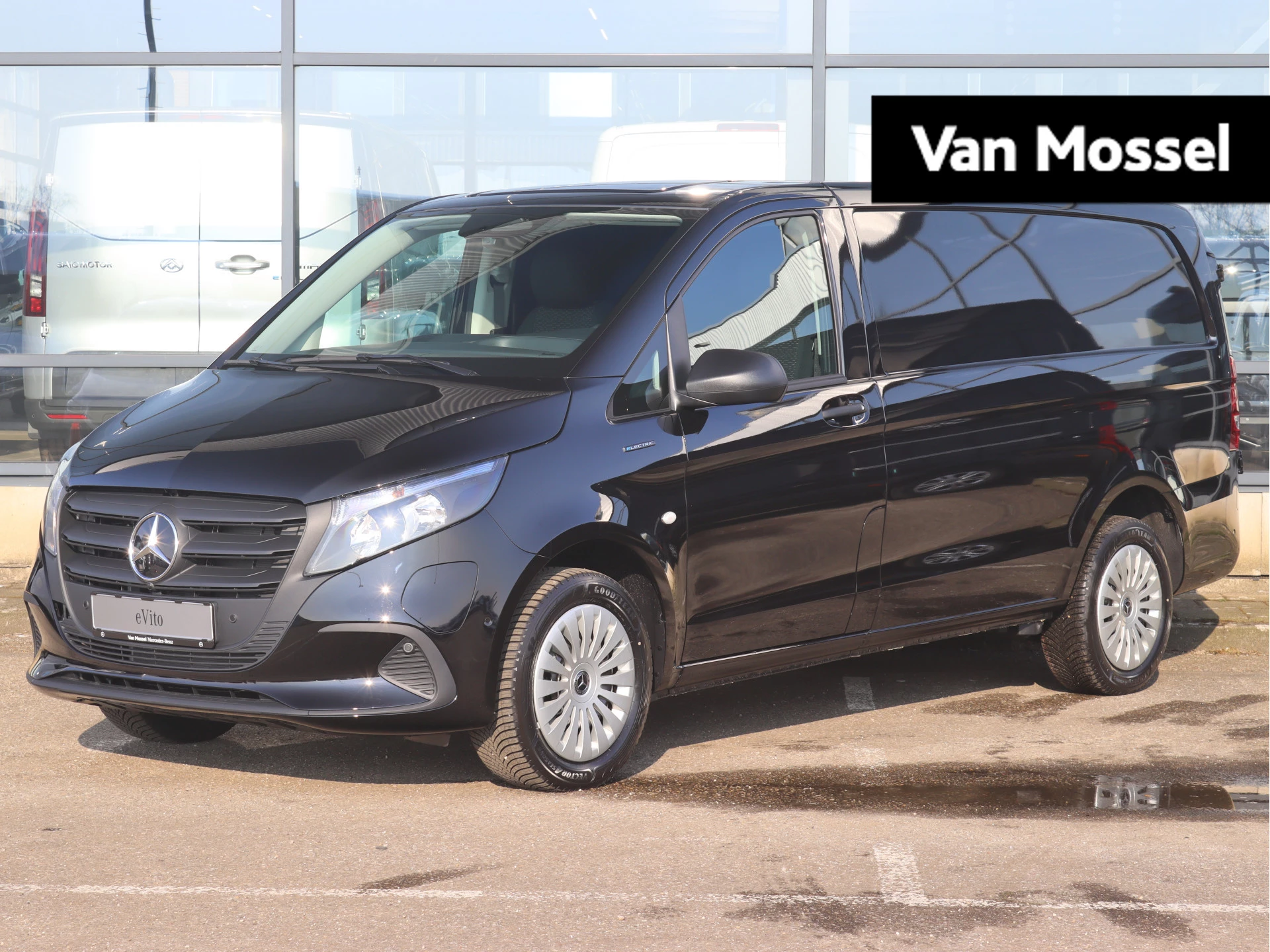 Mercedes-Benz-eVito-image-0