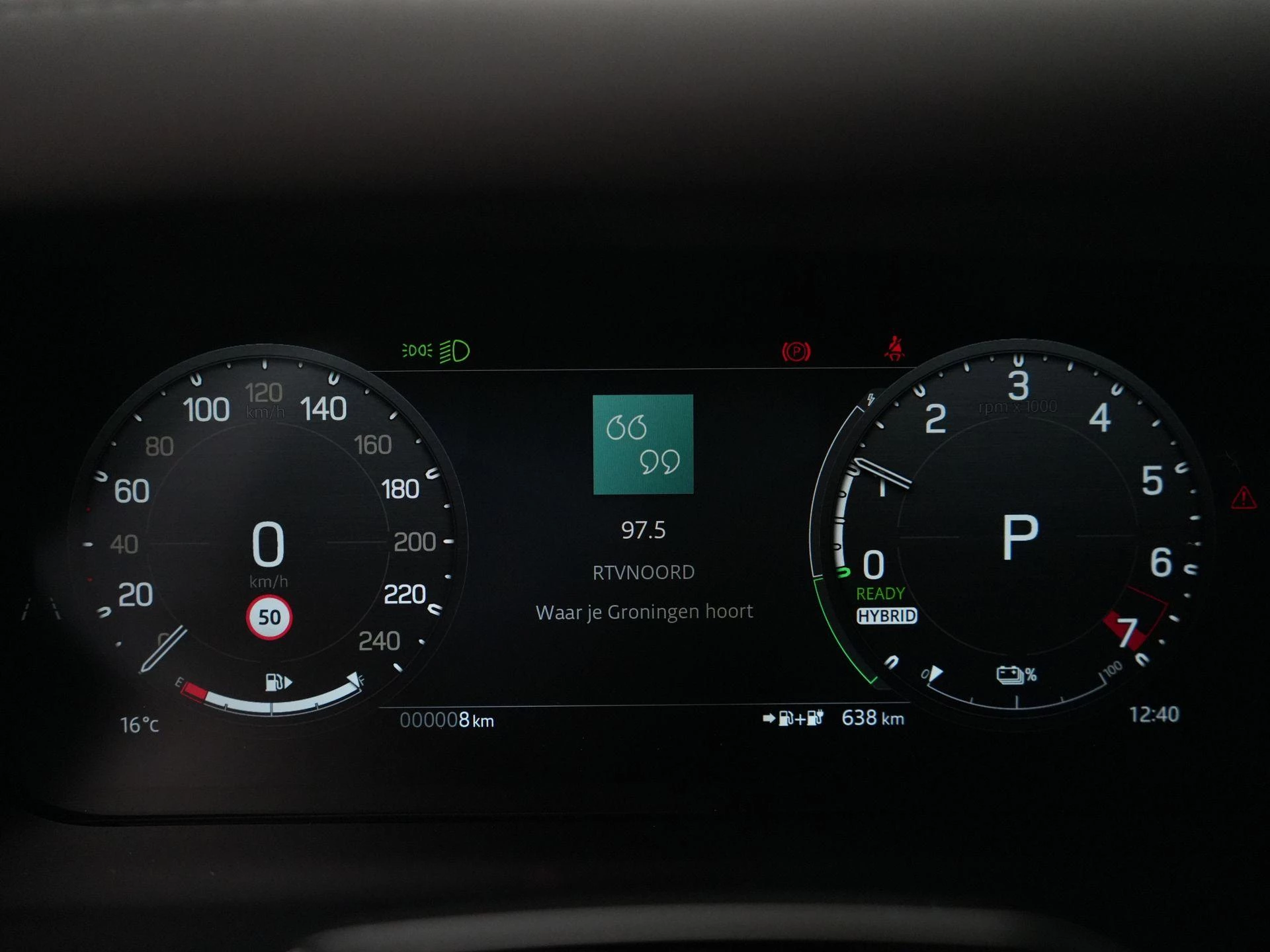 Land Rover Defender 2.0 P300e 110 Dynamic SE Edition