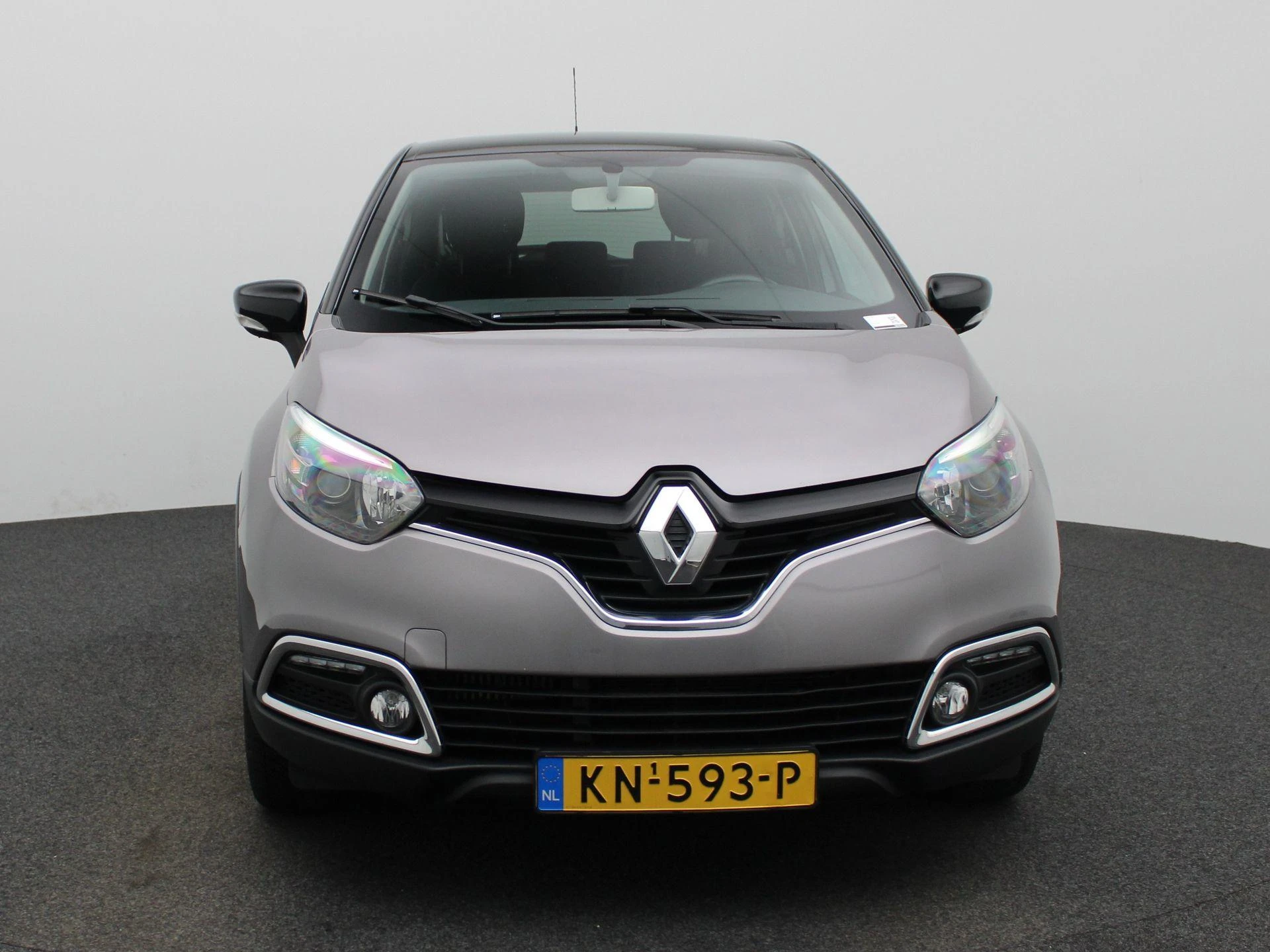 Renault-Captur-image-2