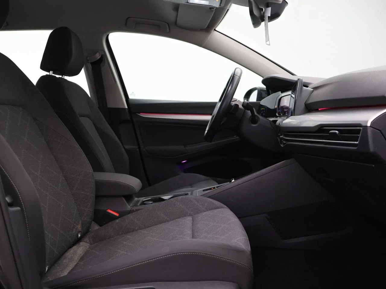 Volkswagen Golf Variant VIII Golf Variant Life 2.0TDI 115PK *AUTOMAAT*TREKHAAK*VIRTUAL COCKPIT*CAMERA*ACC*PDC*NAVI*APP-CONNECT*AIRCO*...*