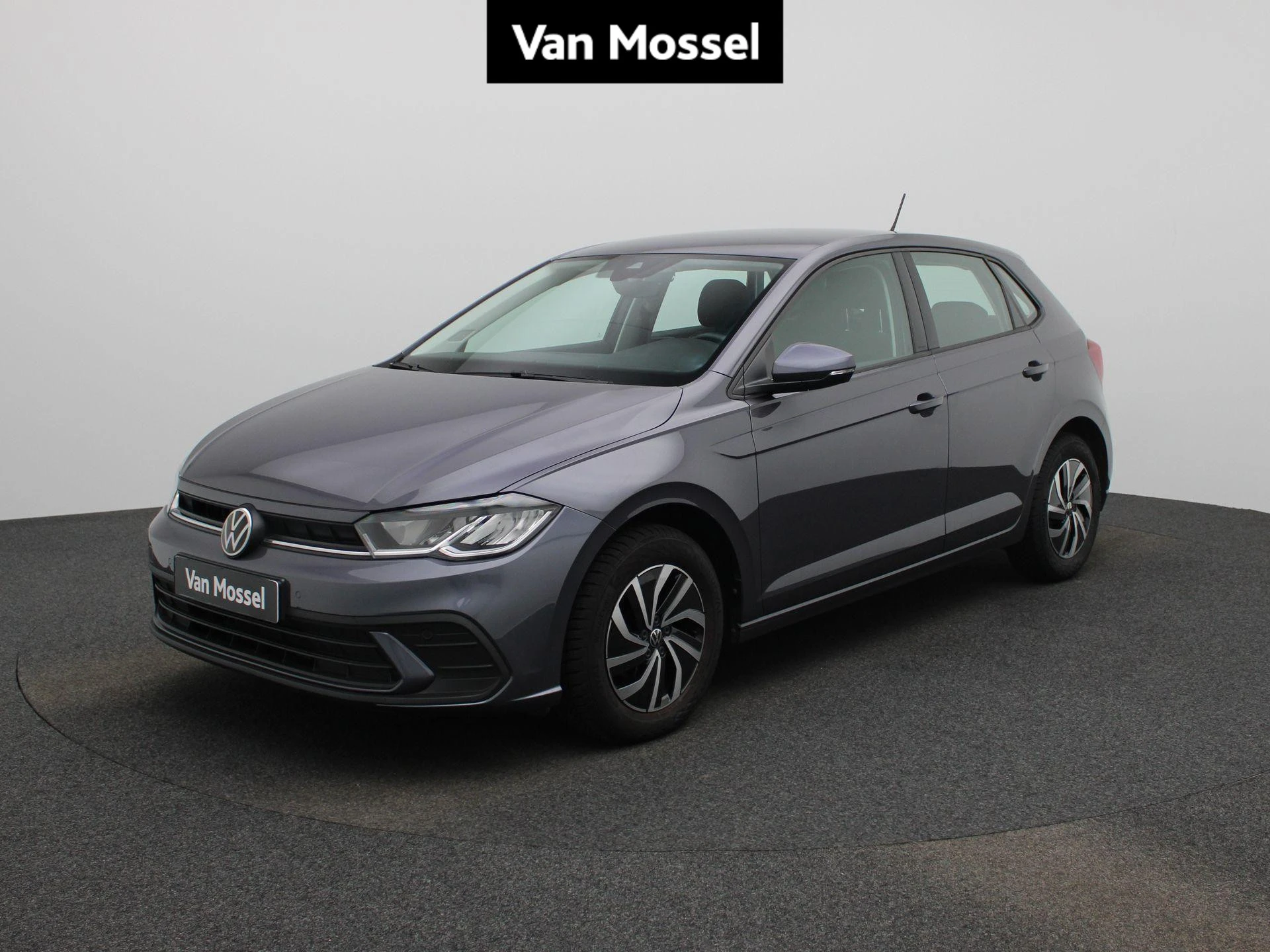 Volkswagen-Polo-image-0