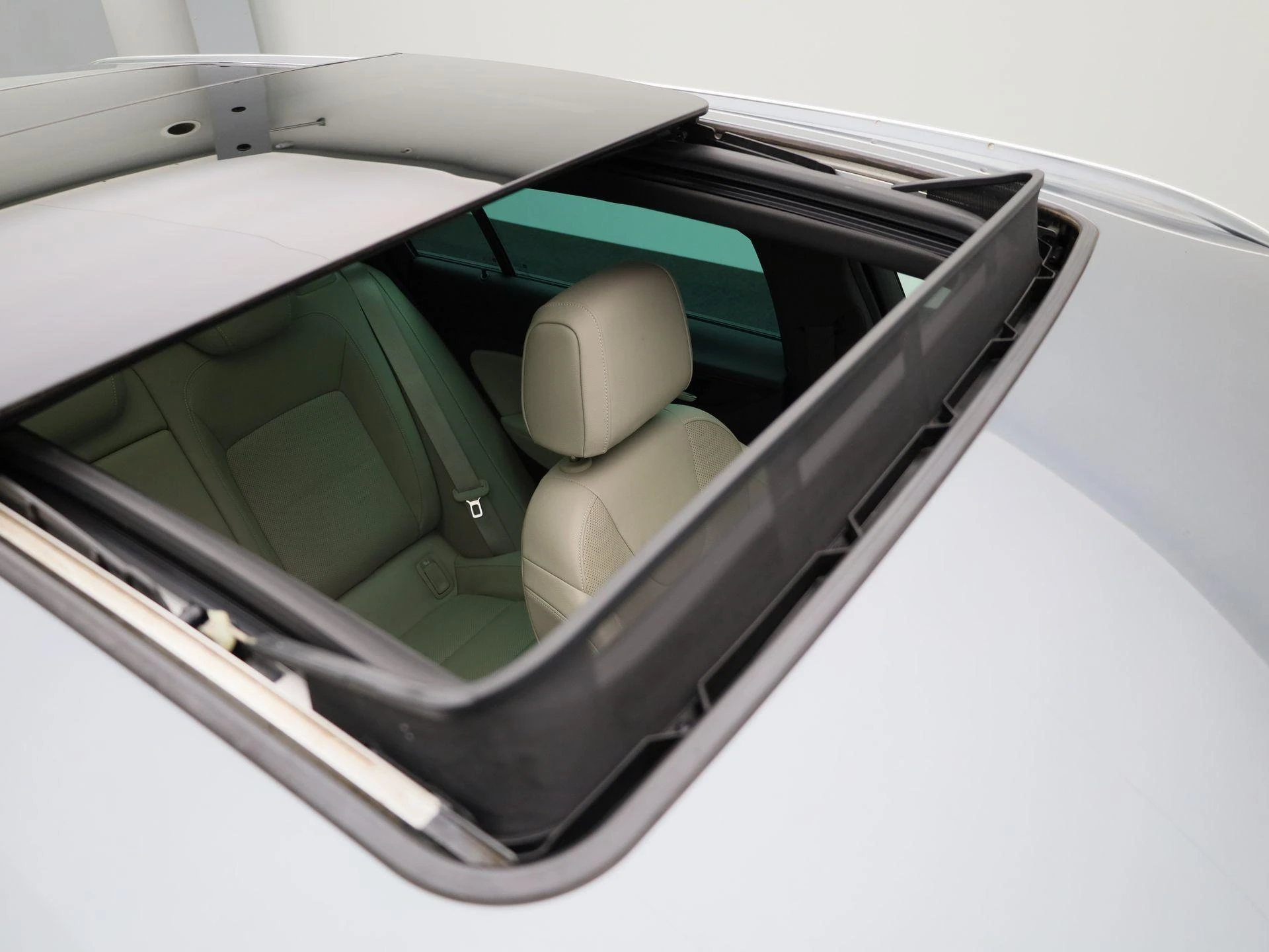 Opel-Insignia-image-33
