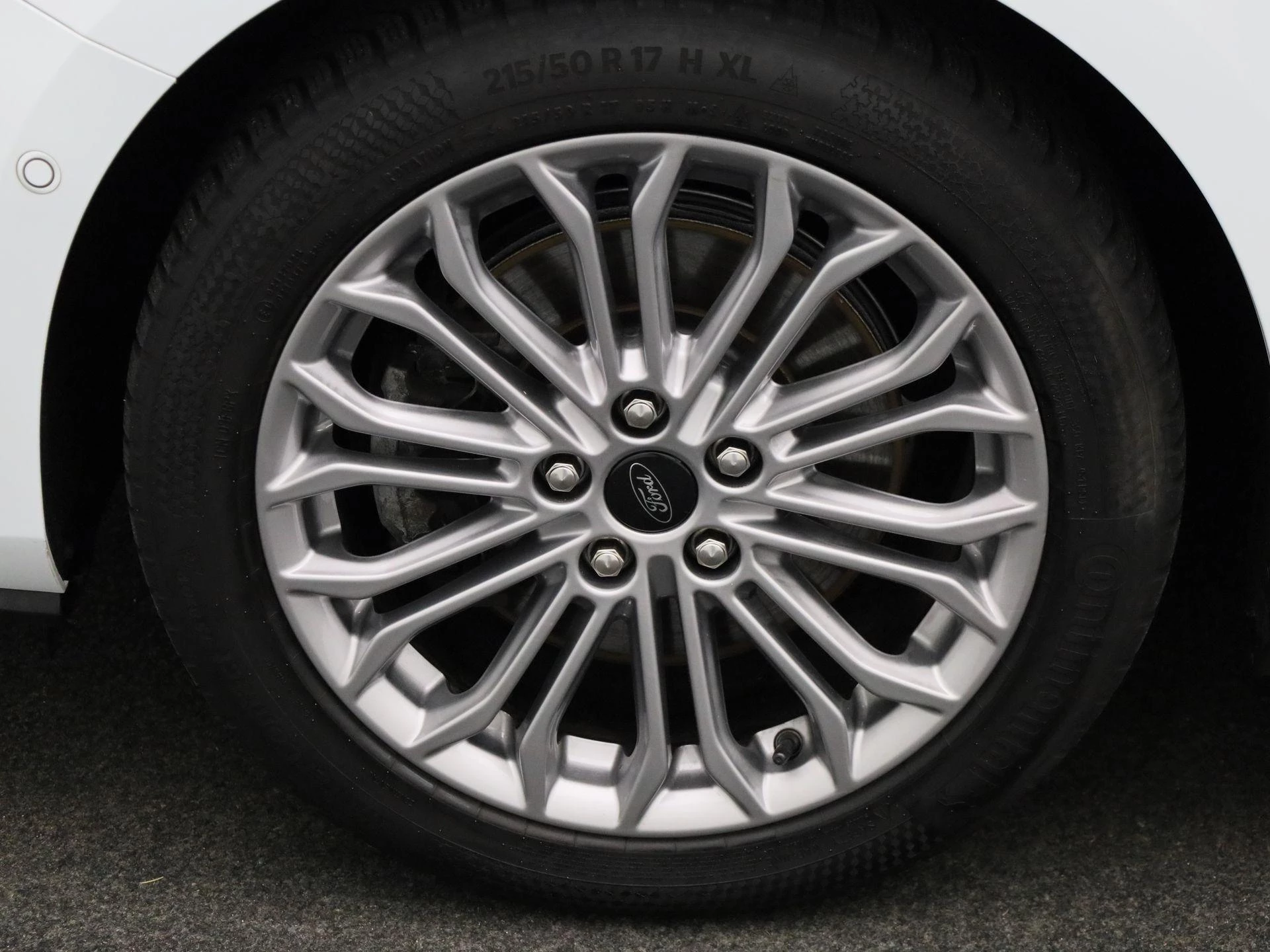 Ford Focus Wagon 1.0 EcoBoost Titanium X Business