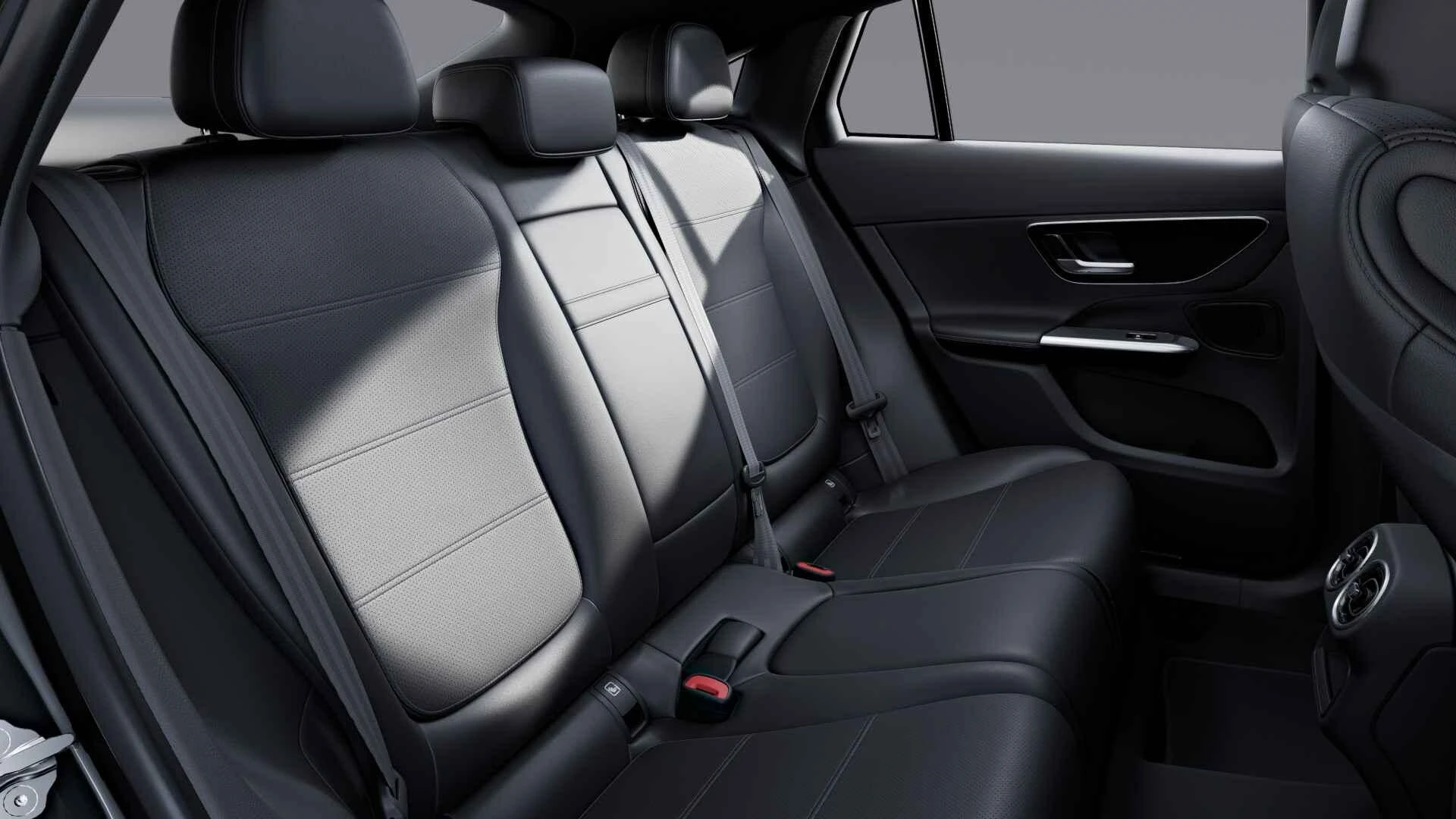 Mercedes-Benz-GLC-image-10