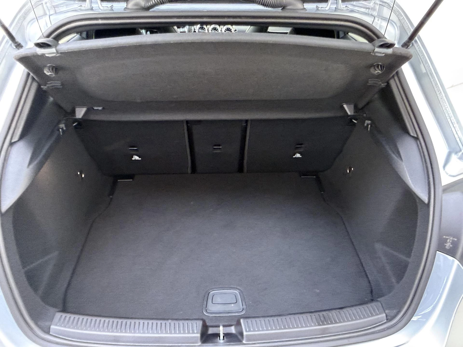 Mercedes-Benz-A-Klasse-image-30