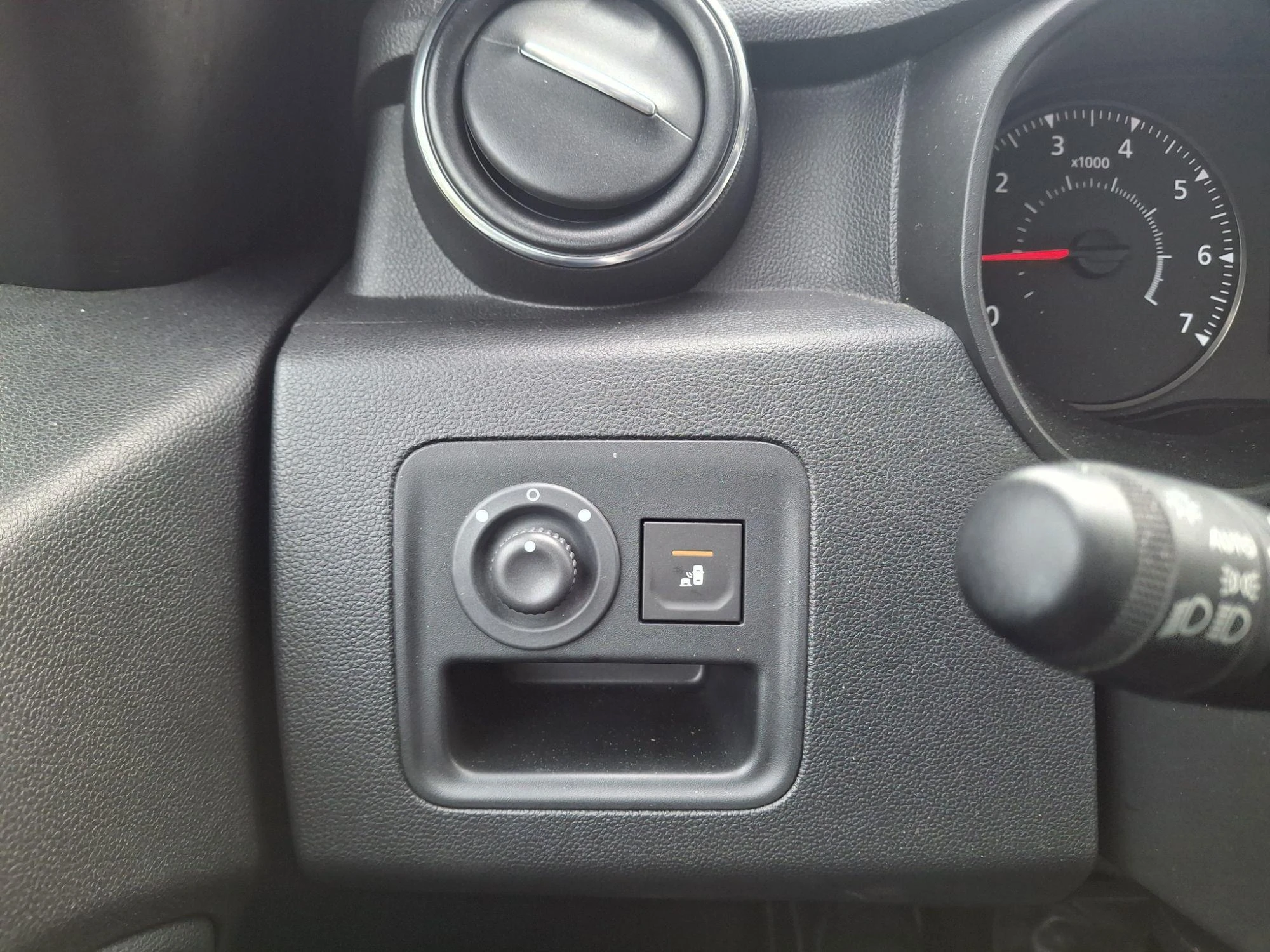 Dacia-Duster-image-13