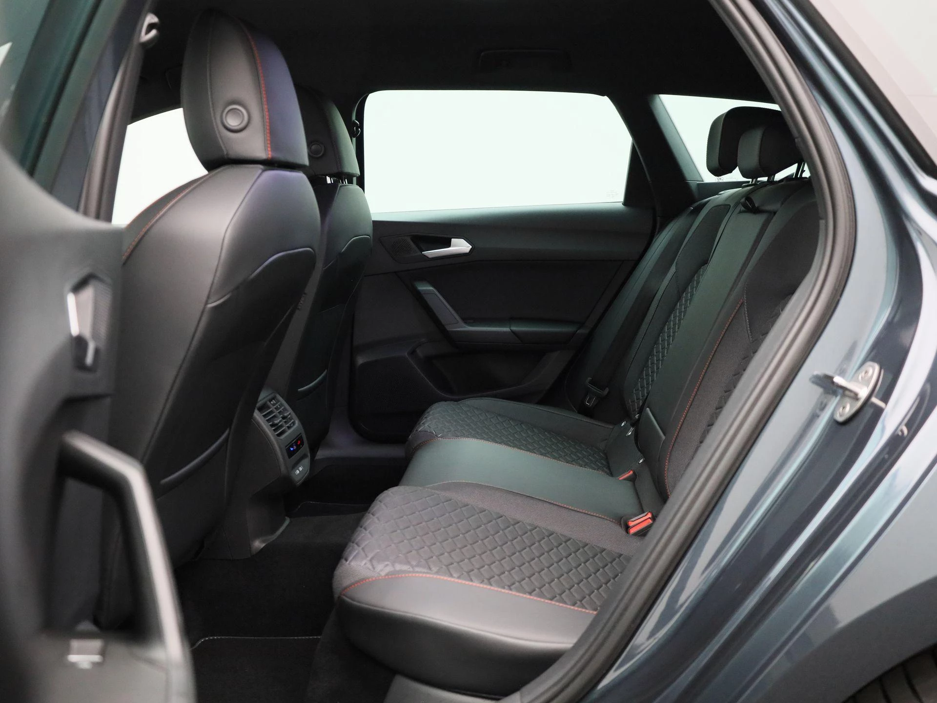 SEAT-Leon-image-10