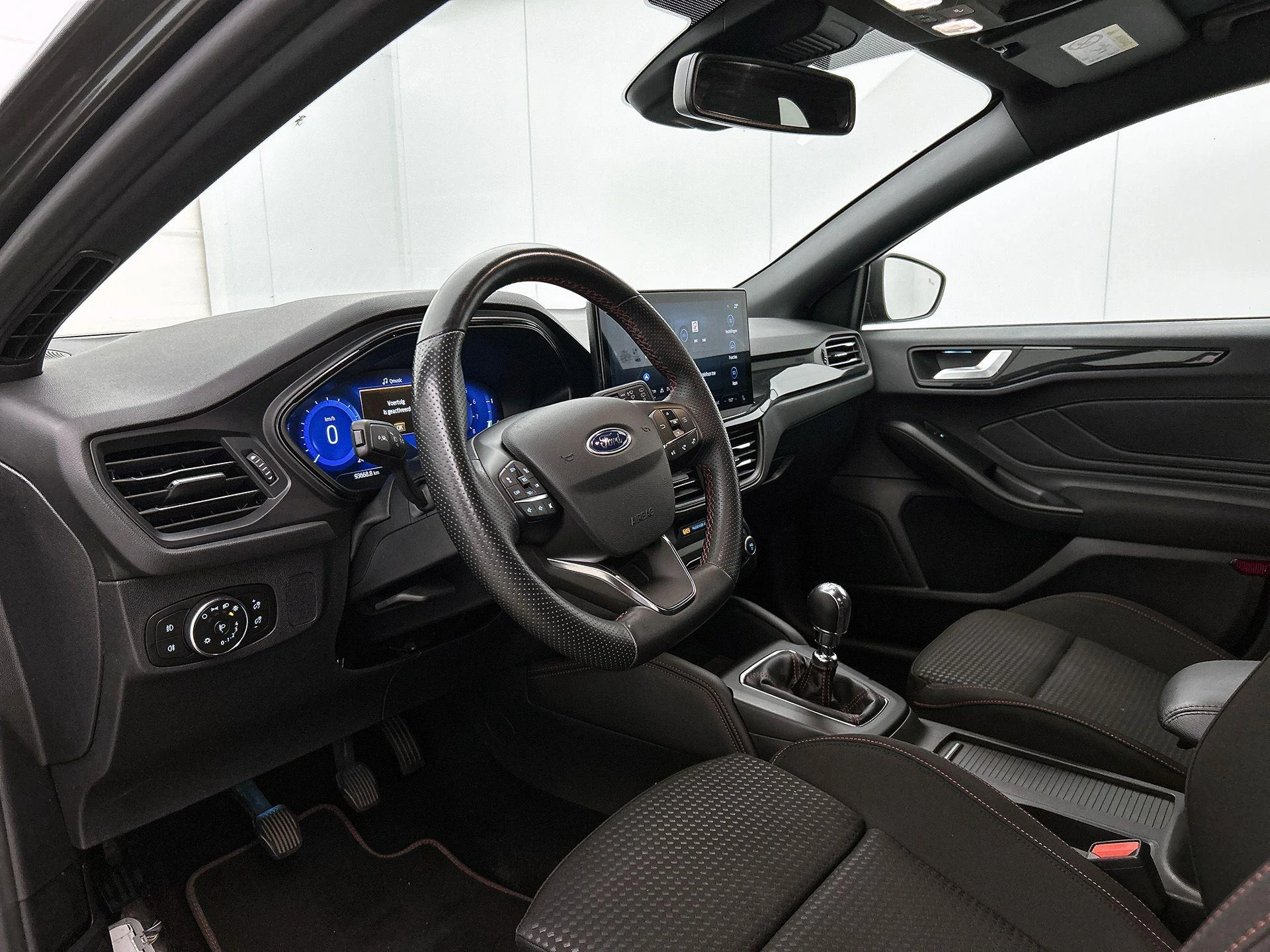 Ford Focus Wagon 1.0 EcoBoost Hybrid ST Line X