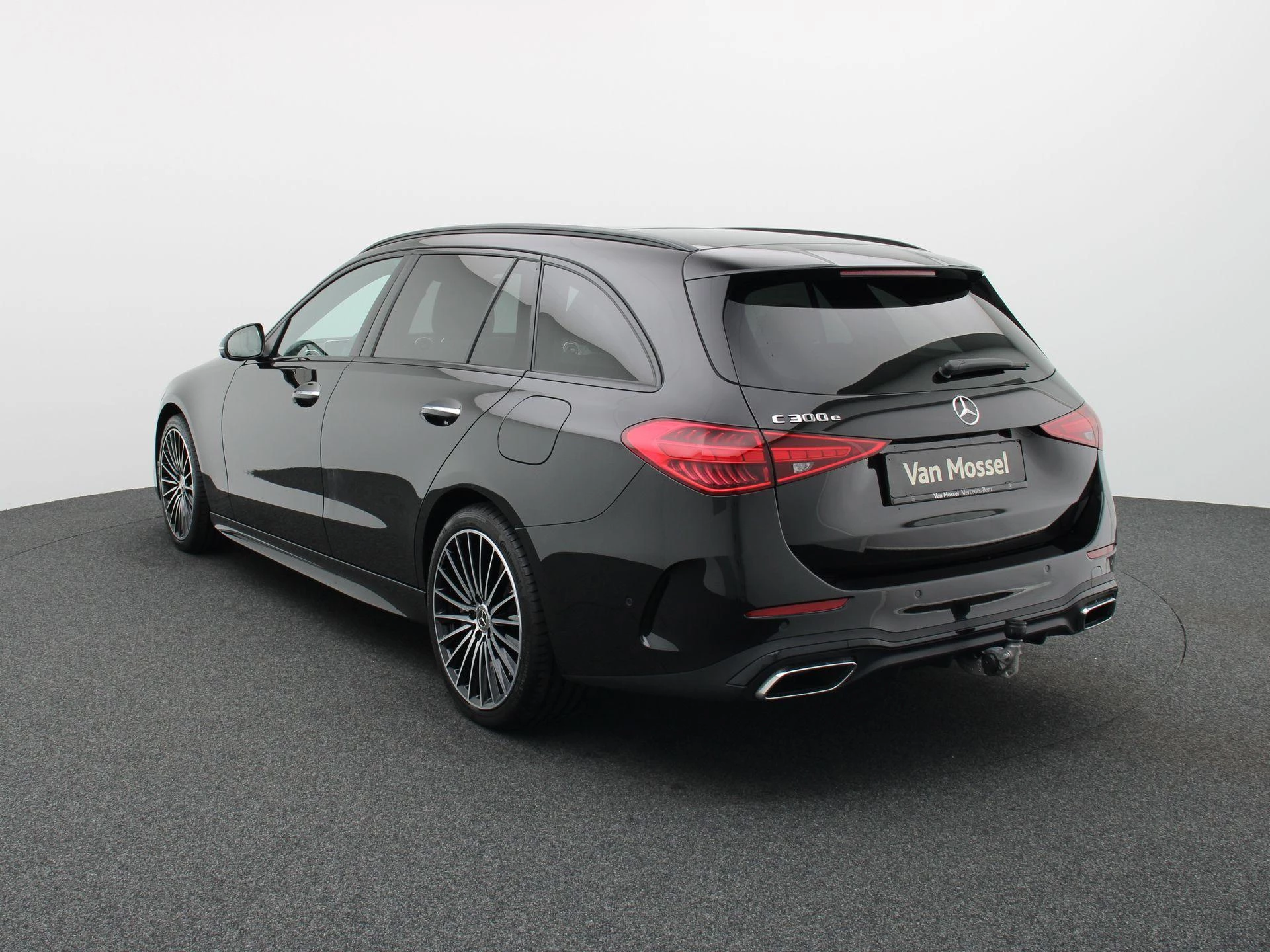 Mercedes-Benz C-Klasse 300 e Break Star Edition + LEDER + DIGITAL LIGHT + PANORAMISCH DAK +