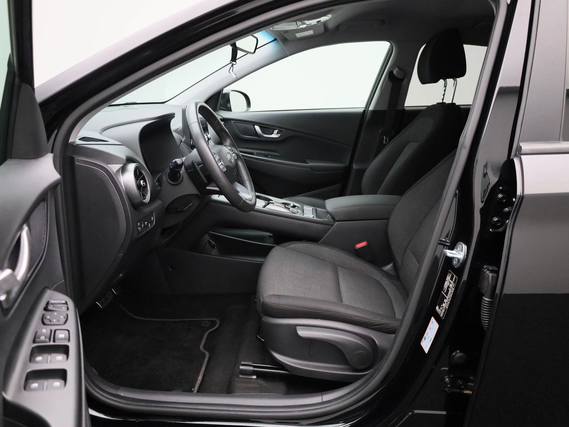 Hyundai-Kona-image-8