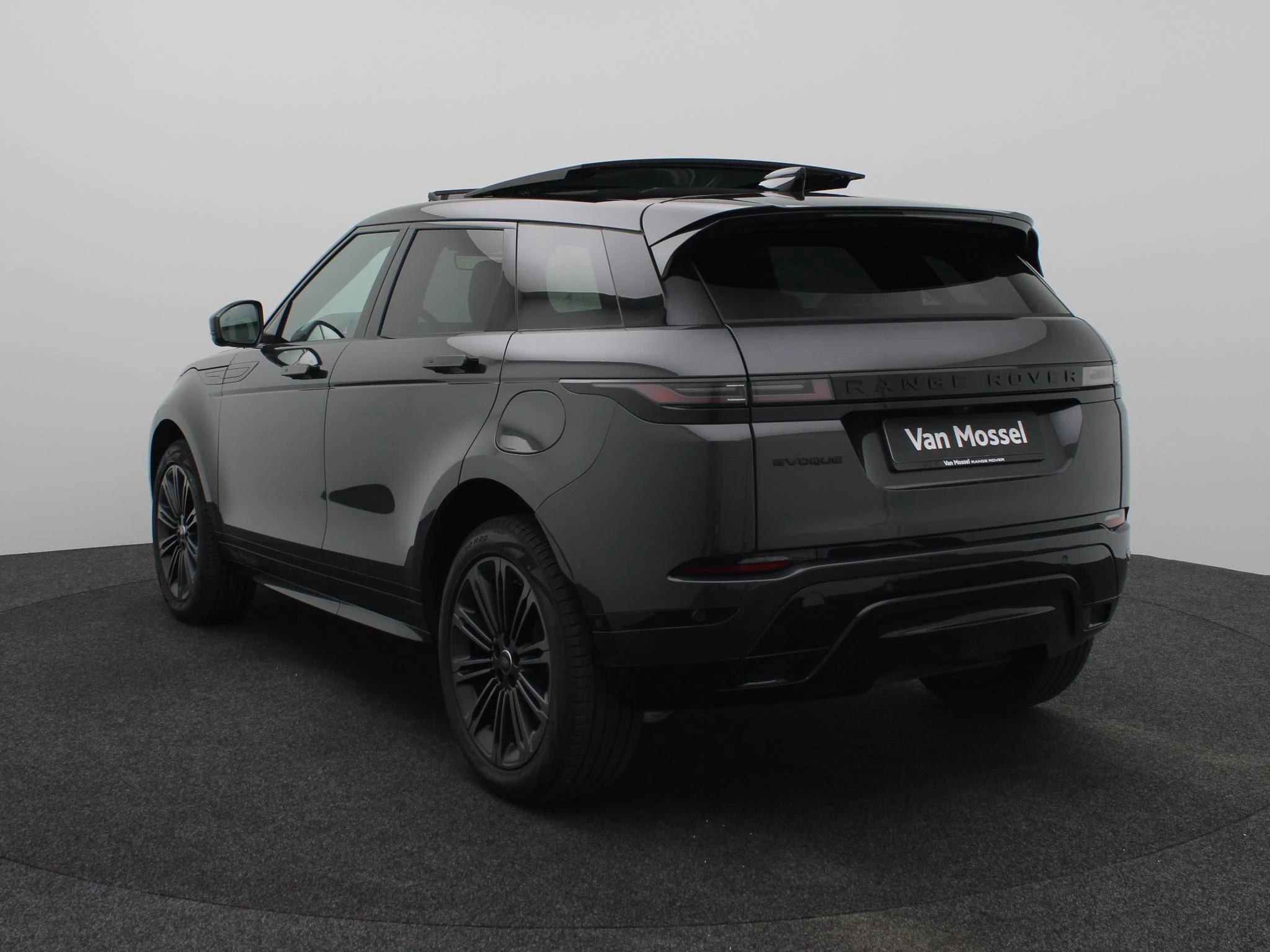 Land Rover-Range Rover Evoque-image-1