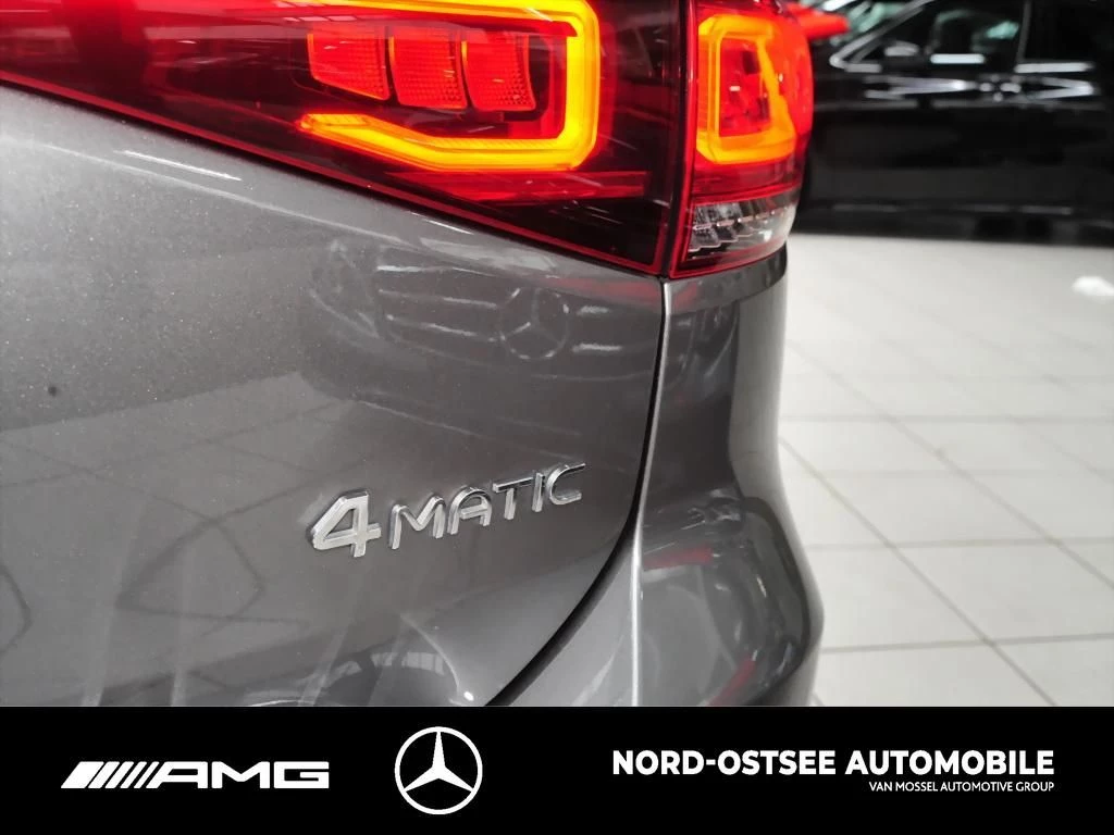 Mercedes-Benz EQB 300 4M AMG PANO KAMERA LED DISTRONIC SITZHZG AMG Line