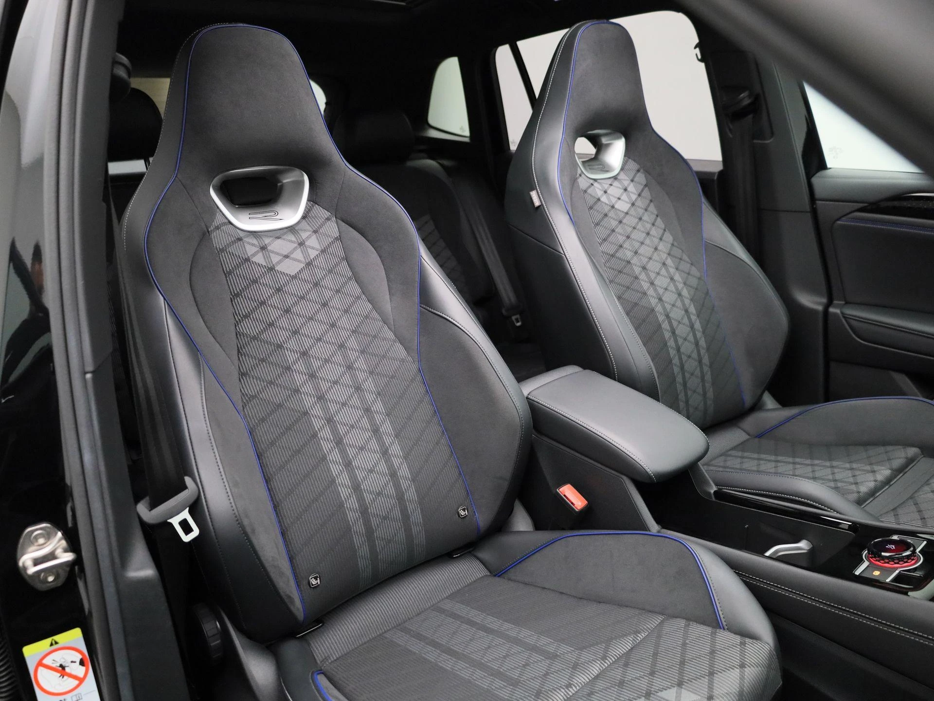 Volkswagen Tiguan 1.5 eHybrid R-Line Edition 204 PK|
