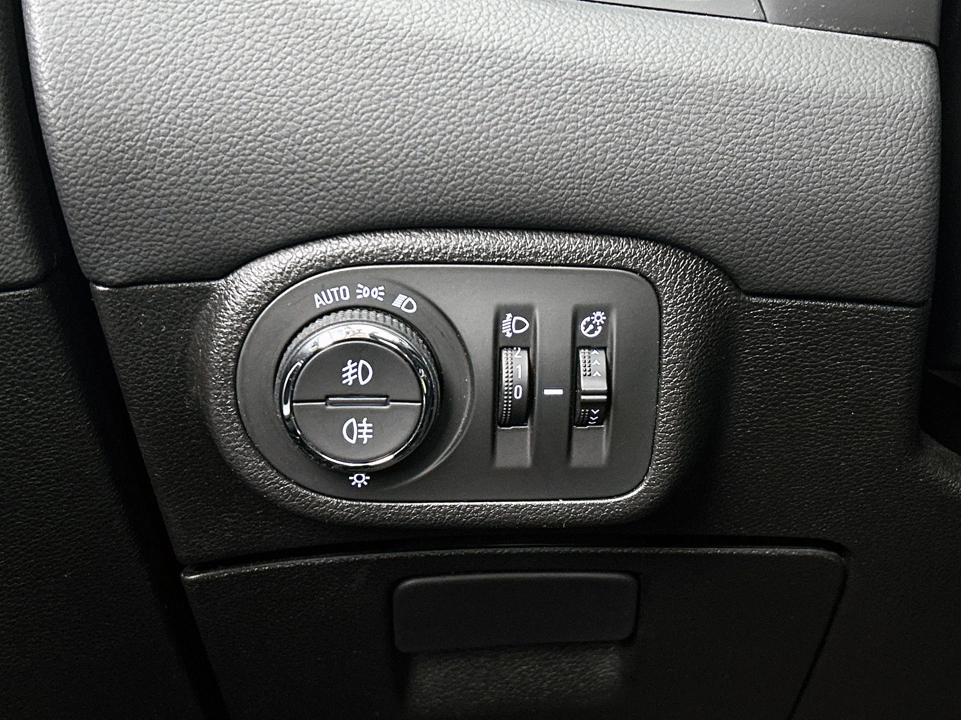 Opel-Zafira-image-28