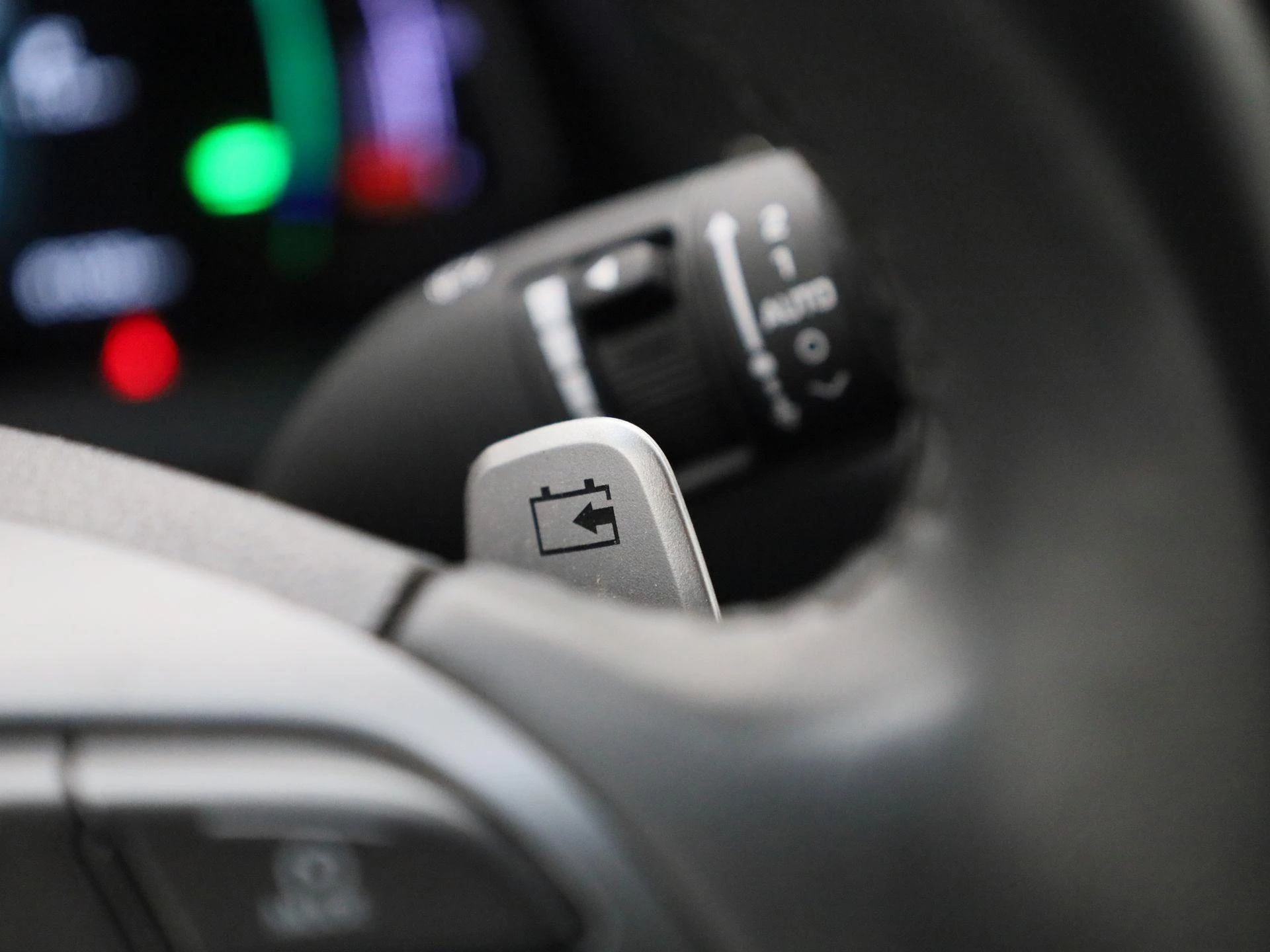 Hyundai-IONIQ-image-25