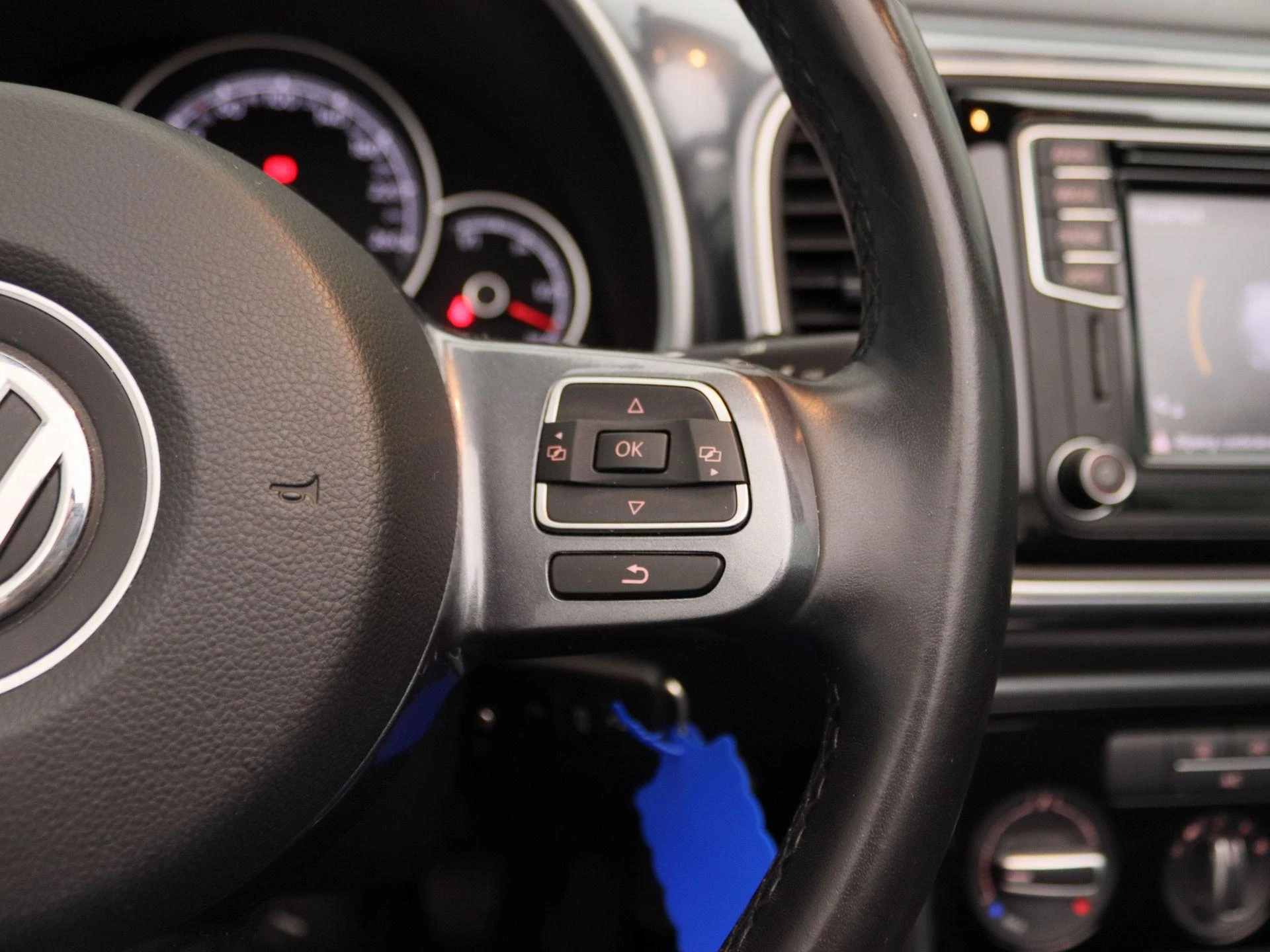Volkswagen-Beetle-image-16