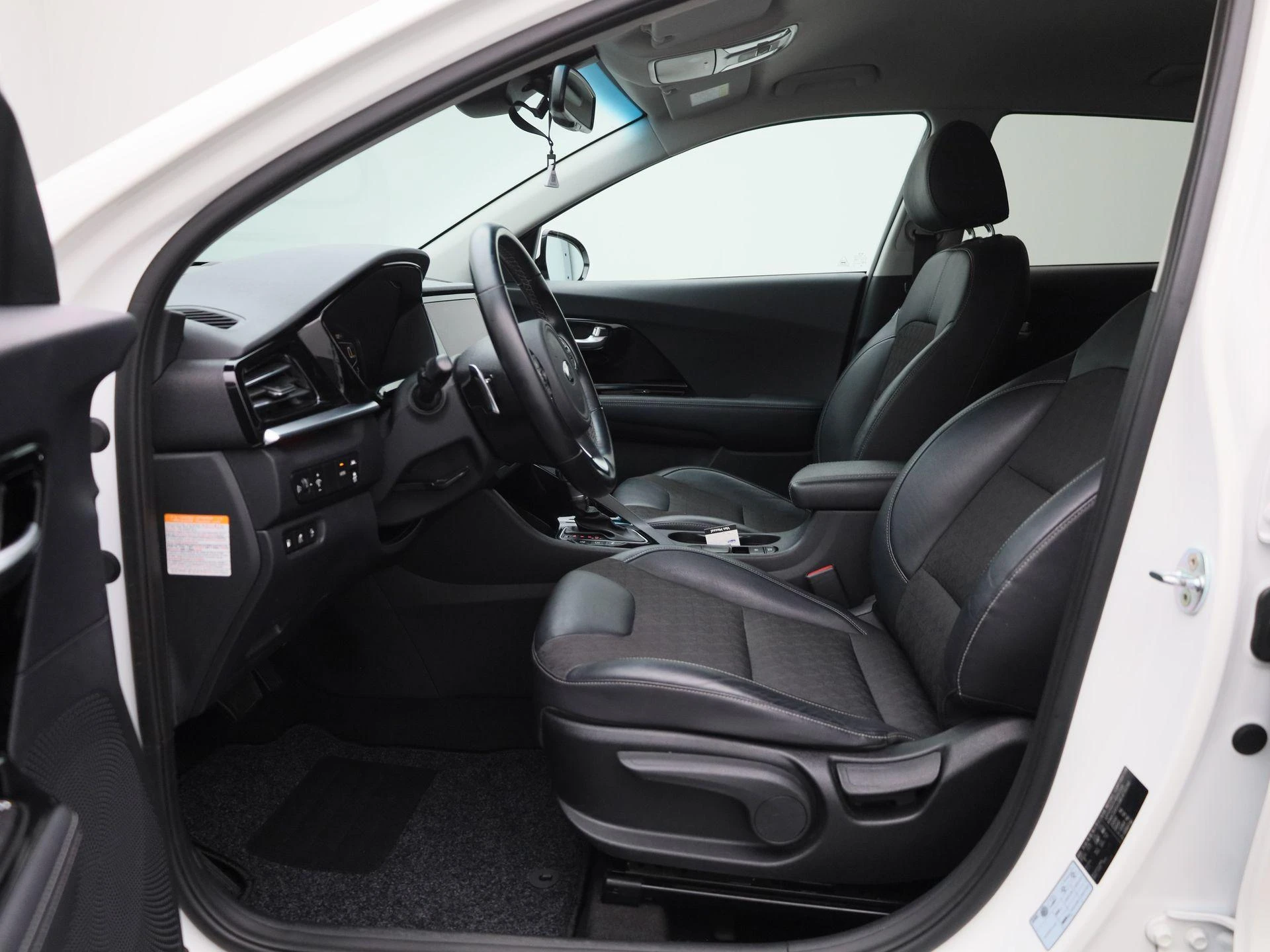 Kia-Niro-image-10