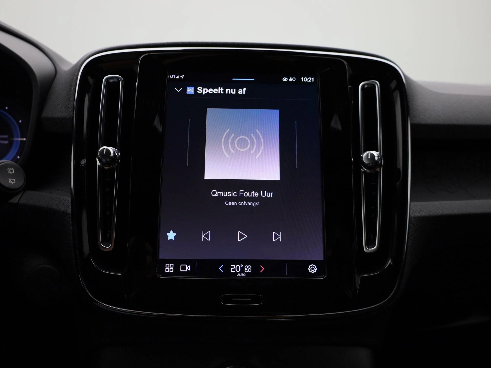 Volvo-XC40-image-22