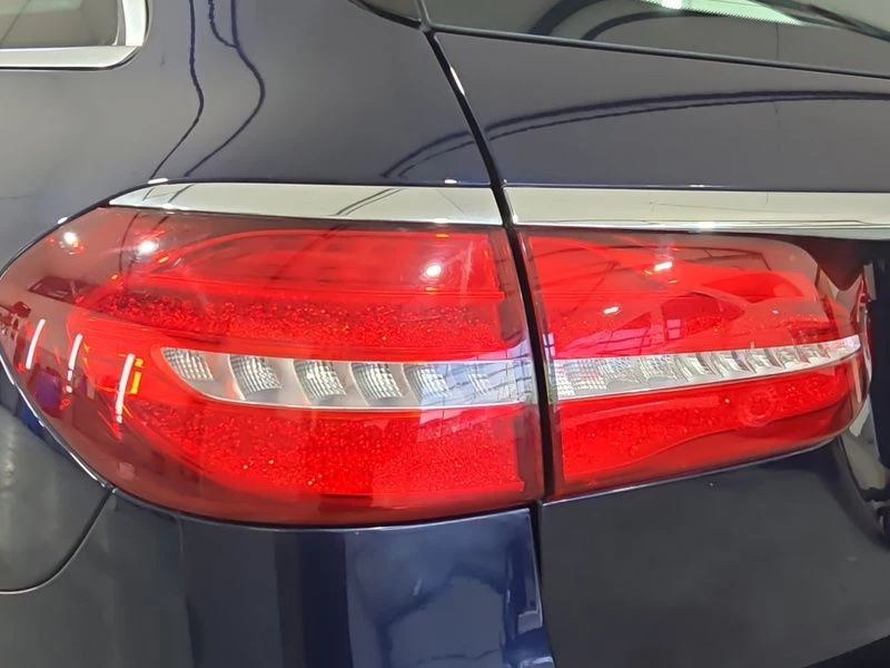 Mercedes-Benz E-Klasse 200 d T AVANTGARDE NAVI SHZ MULTIBEAM KAM LED AVANTGARDE