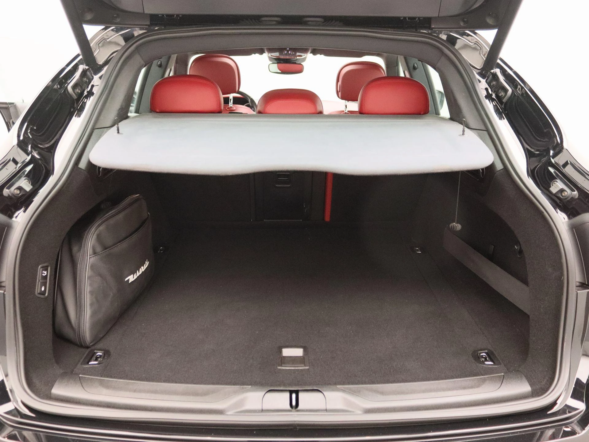 Maserati-Levante-image-12