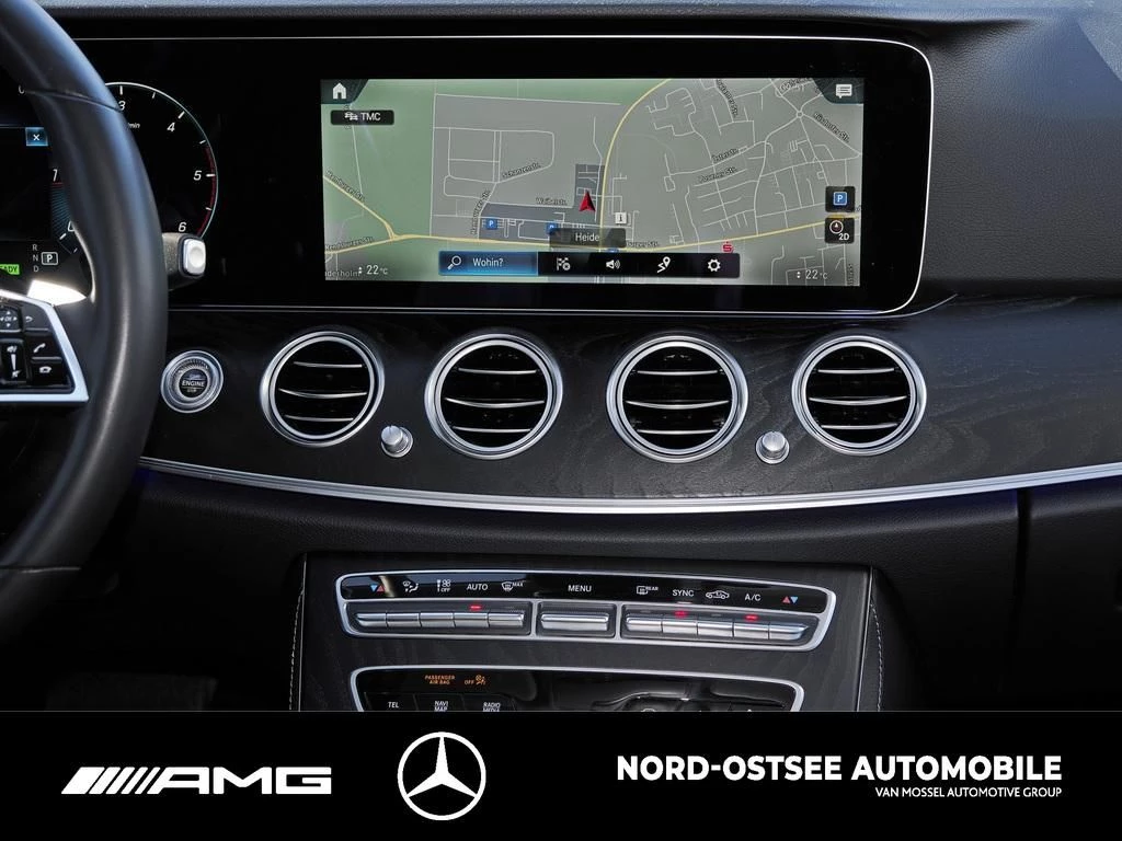 Mercedes-Benz E-Klasse 220 T d 4M AVANTGARDE DISTRO 360 AHK LED SHD AVANTGARDE