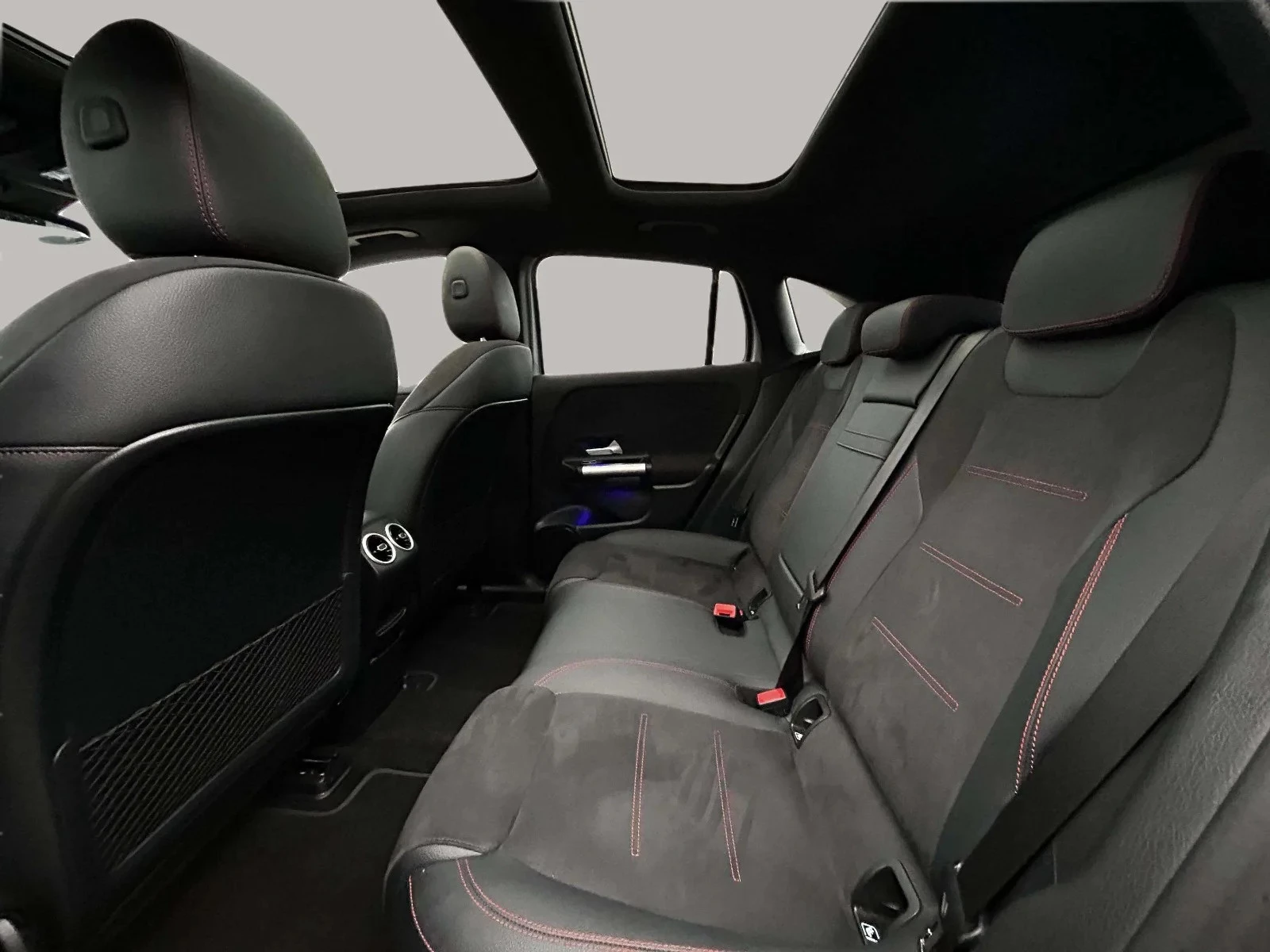 Mercedes-Benz-EQA-image-12