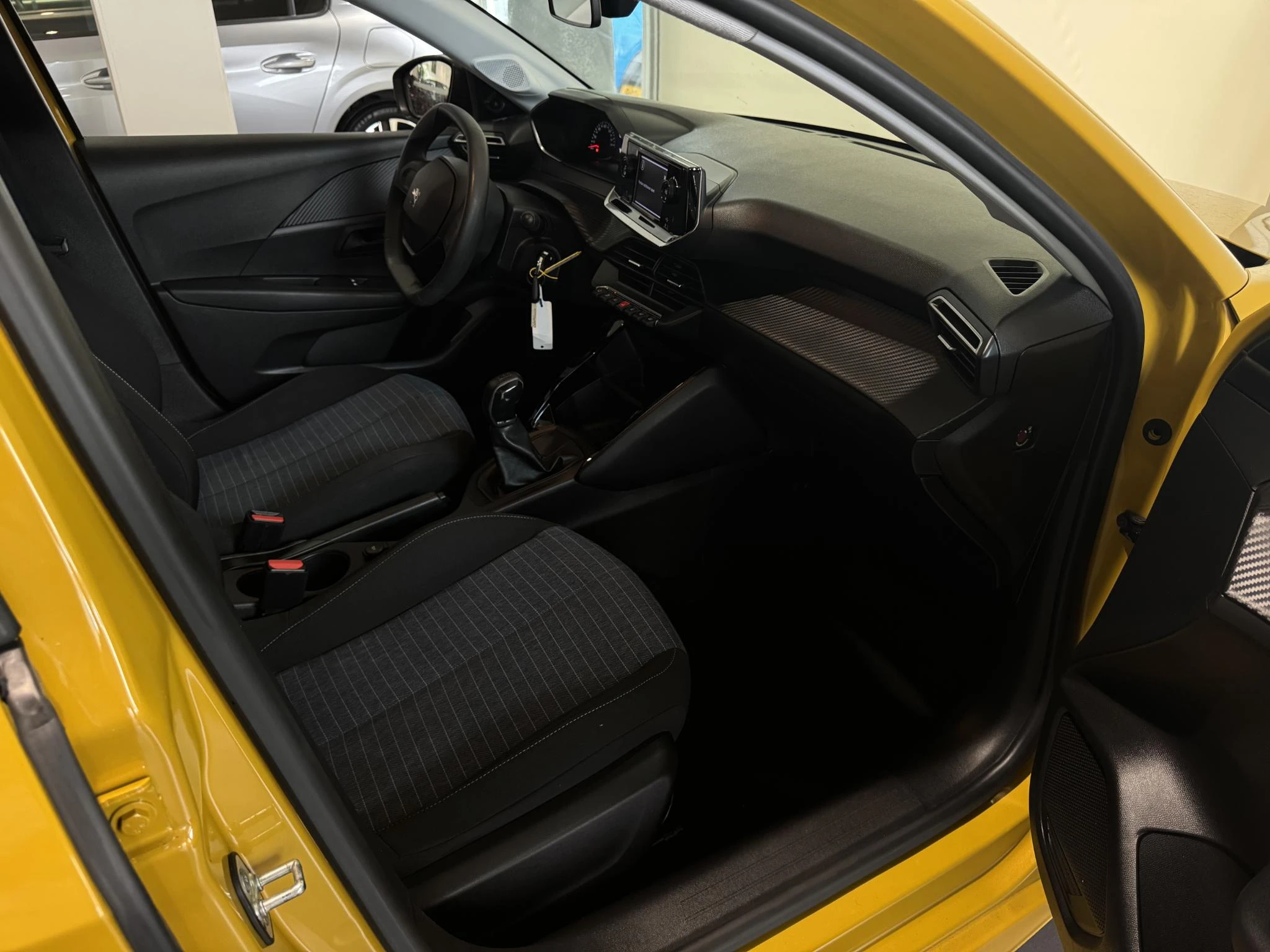 Peugeot 208 1.2 PureTech Like