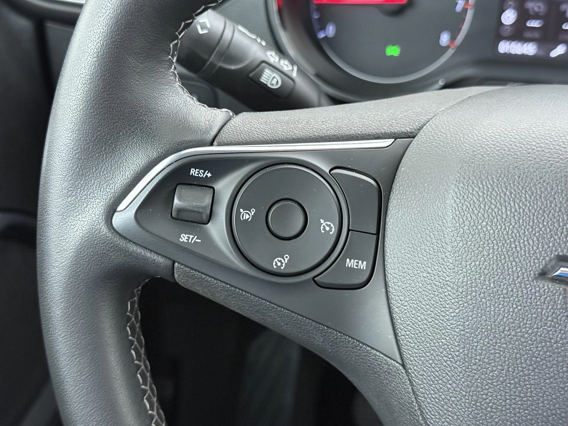 Opel-Crossland-image-19