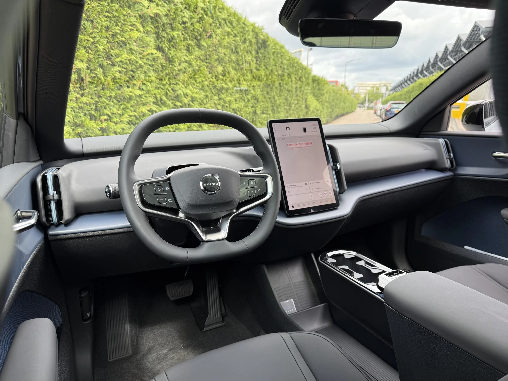 Volvo-EX30-image-2