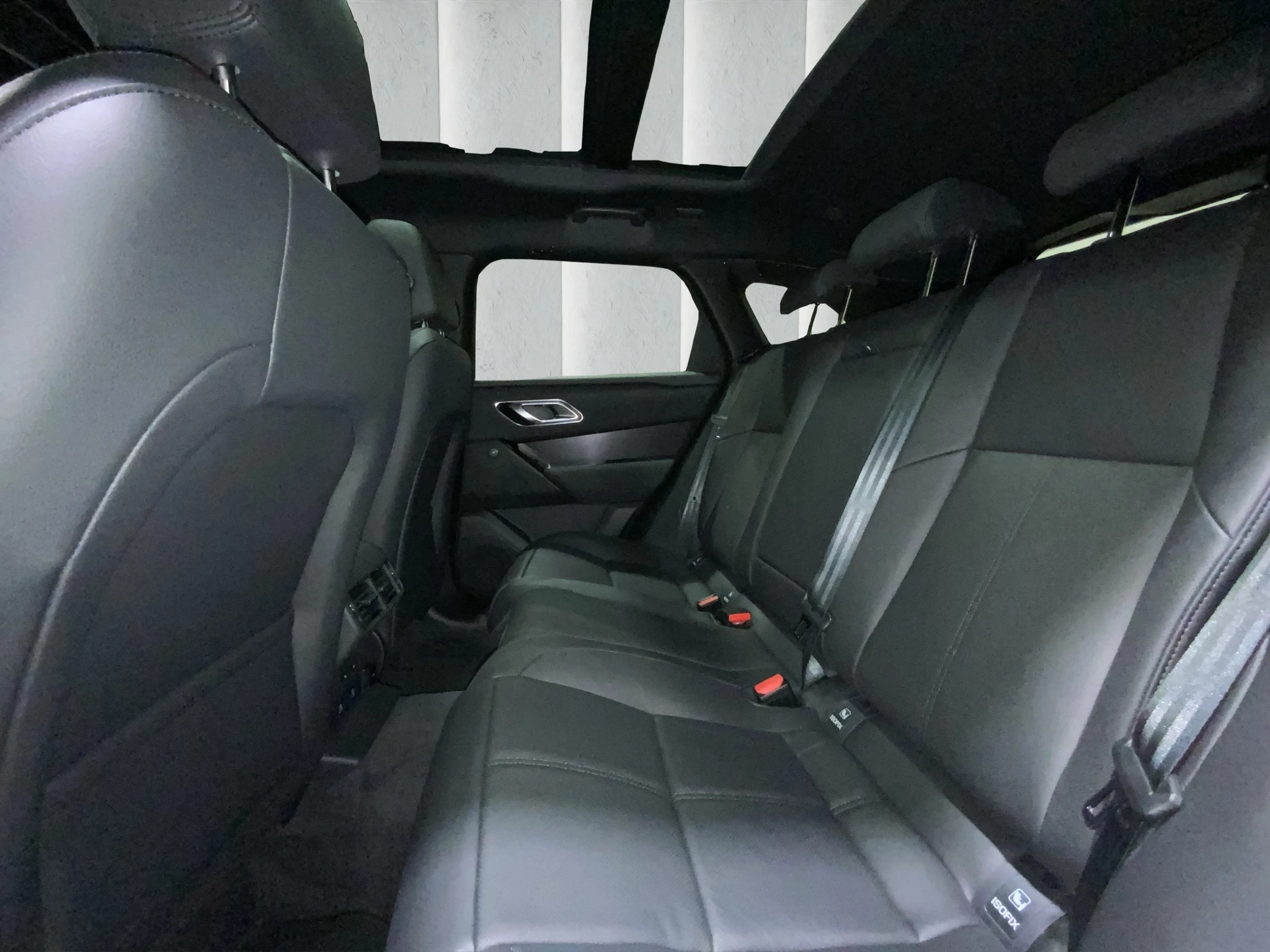 Land Rover Range Rover Velar DYNAMIC SE D200 AWD | Pano | Black