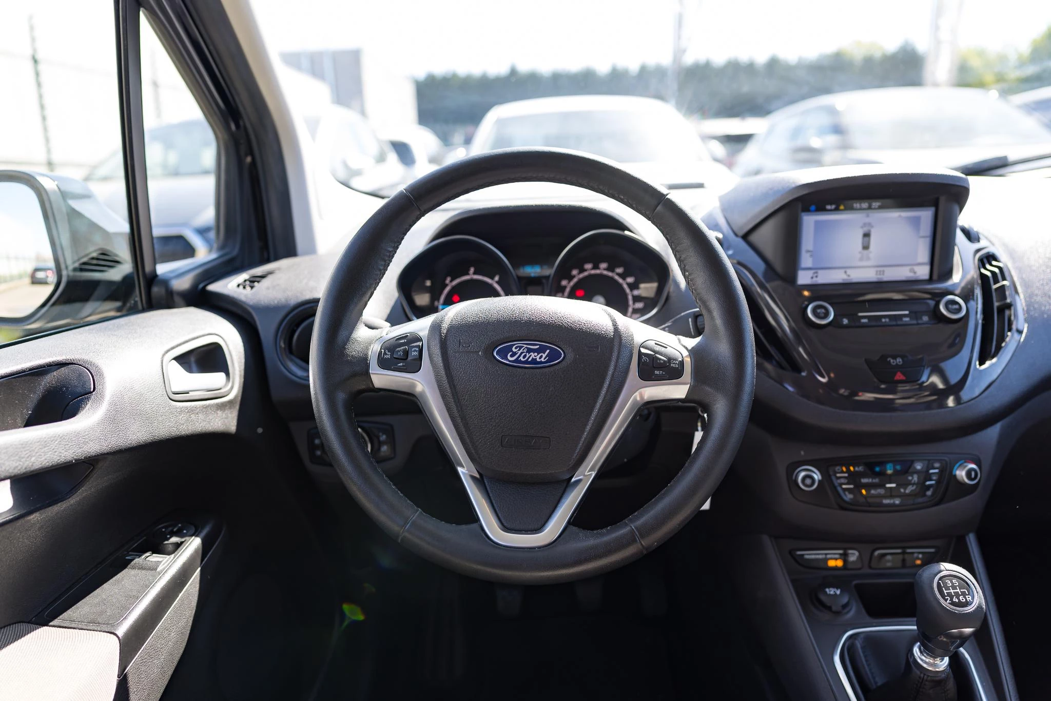 Ford Tourneo 1.5 TDCi 75kW Ambiente