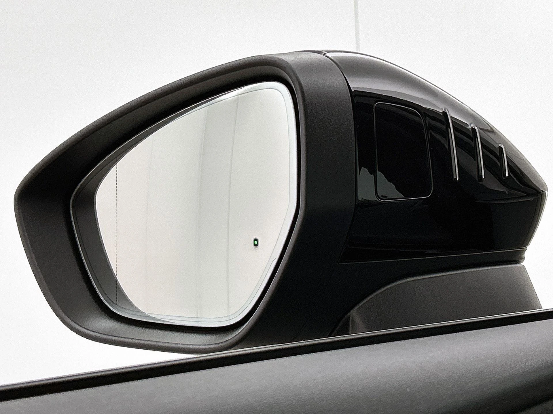 Audi-Q3-image-29