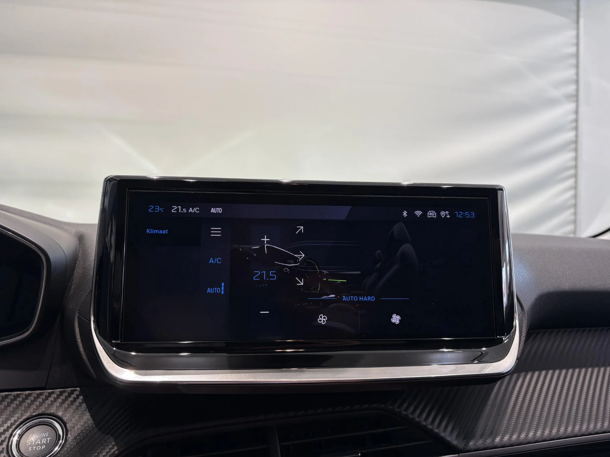 Peugeot 208 1.2 Hybrid 100 e-DCS6 Allure