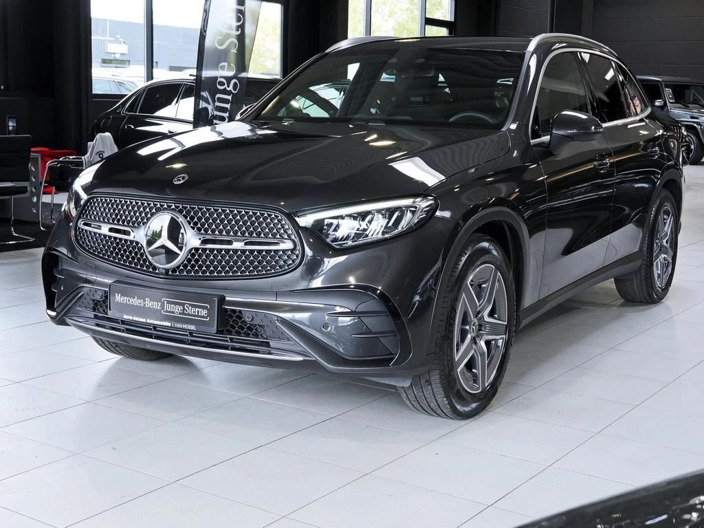 Mercedes-Benz-GLC 300 d-image-7