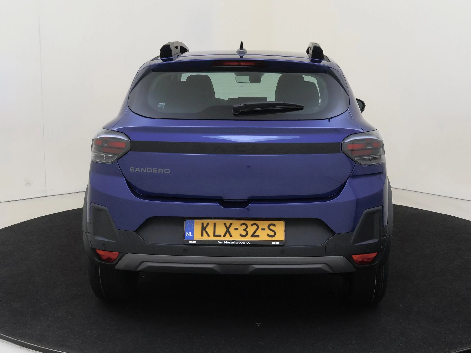 Dacia-Sandero Stepway-image-5