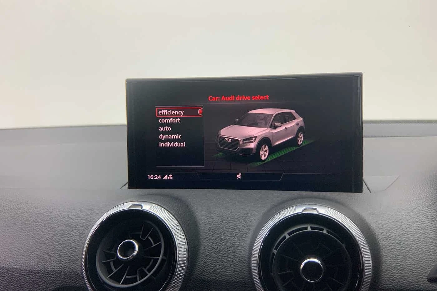 Audi-Q2-image-18