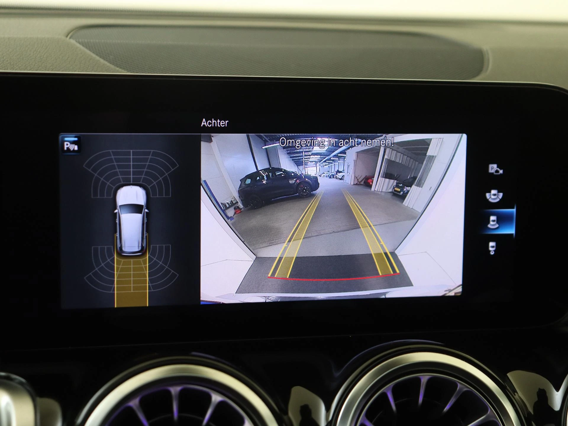 Mercedes-Benz GLB 180 Business Solution AMG