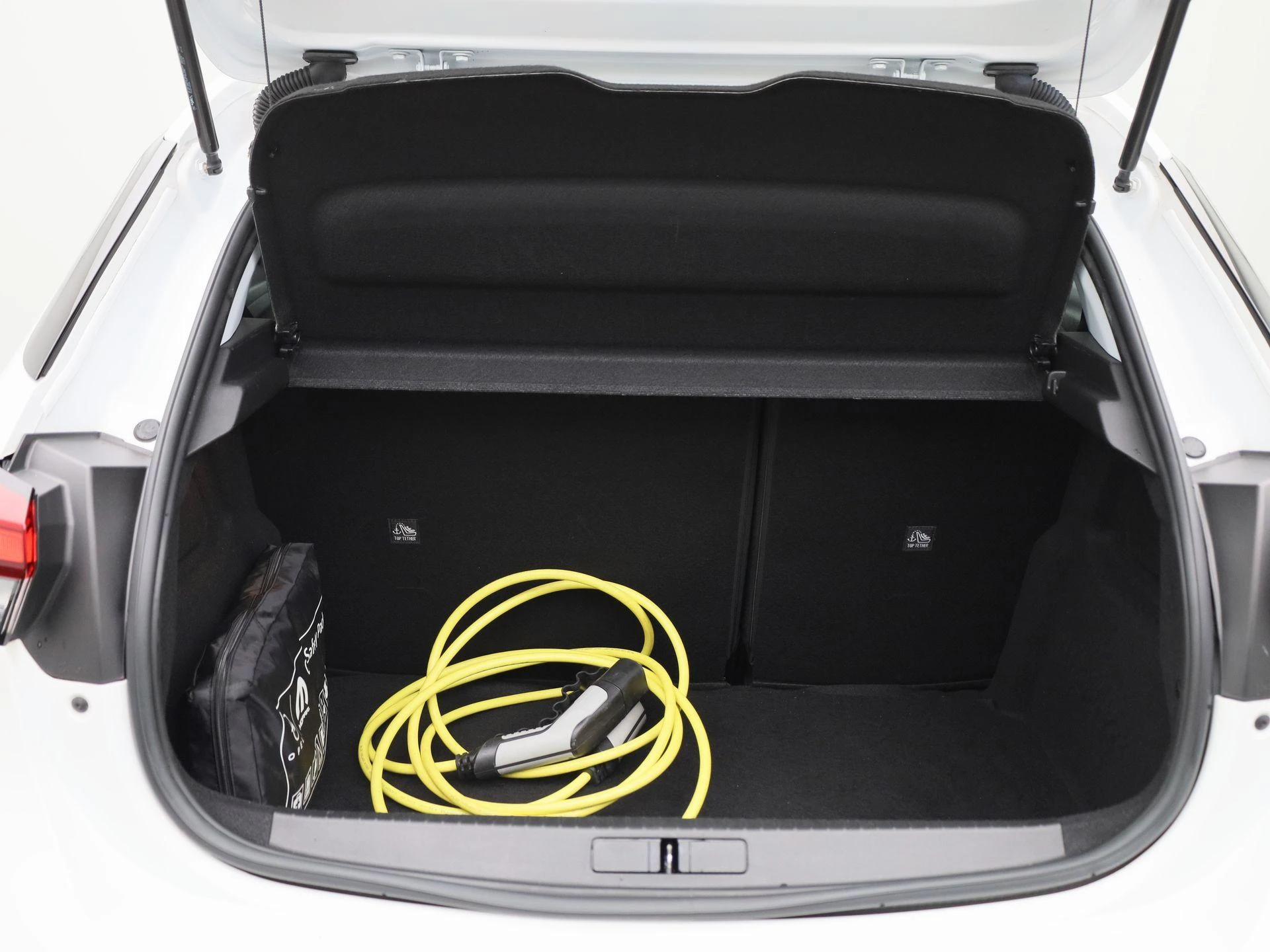 Opel-Corsa-e-image-13
